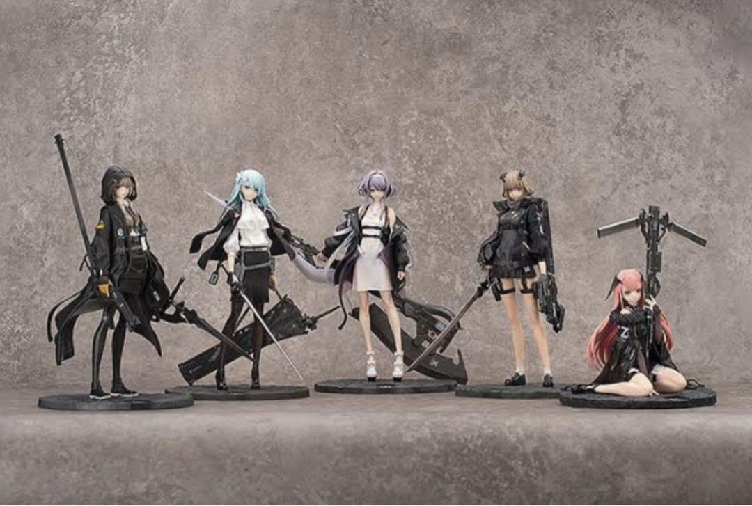 Amazon.co.jp: A-Z フィギュア 7体セット : ホビー