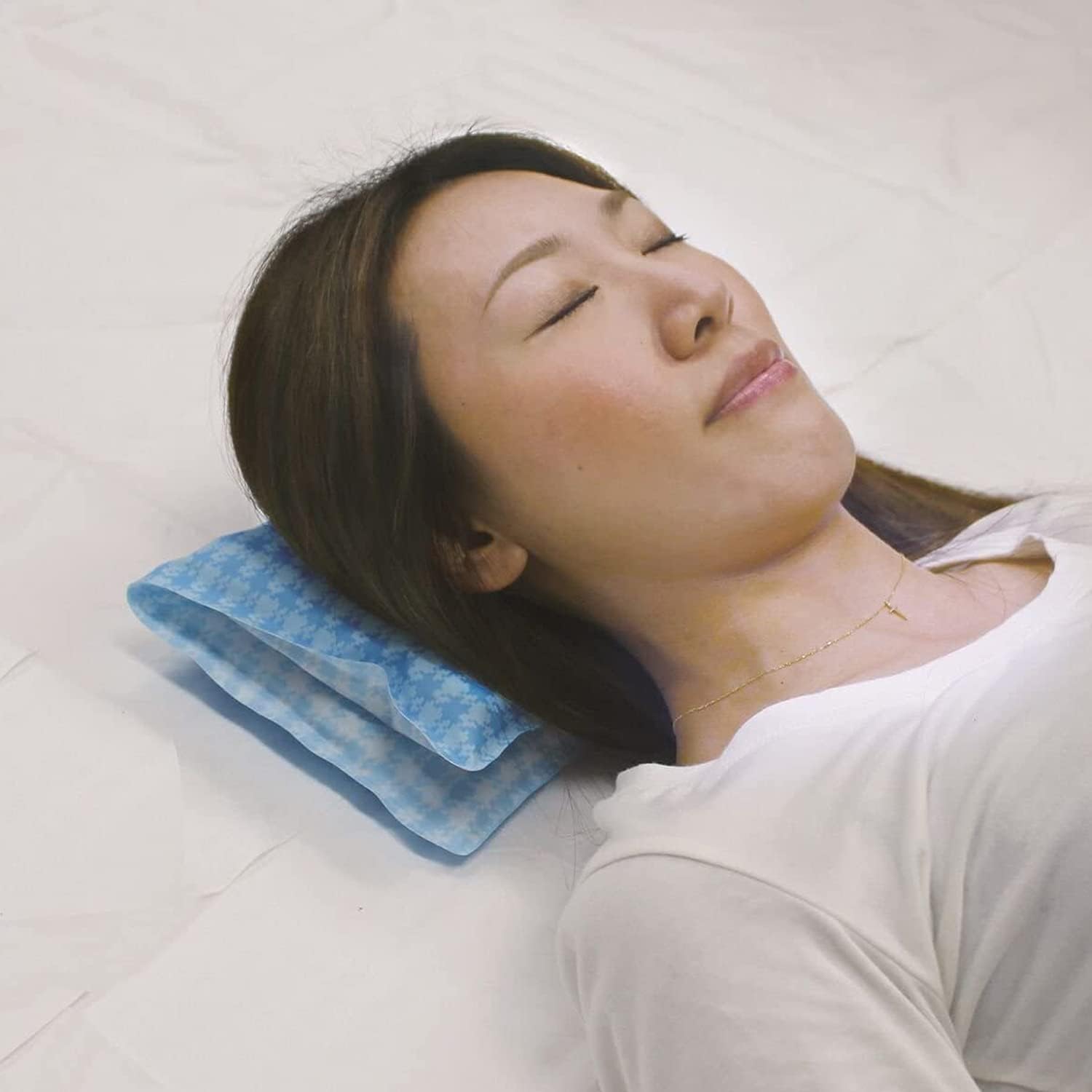 市場 2点以上で送料無料 キャラクター 女の子 ソフトタイプ 氷まくら 氷枕 キッズ 男の子 ひんやりピロー アイス枕