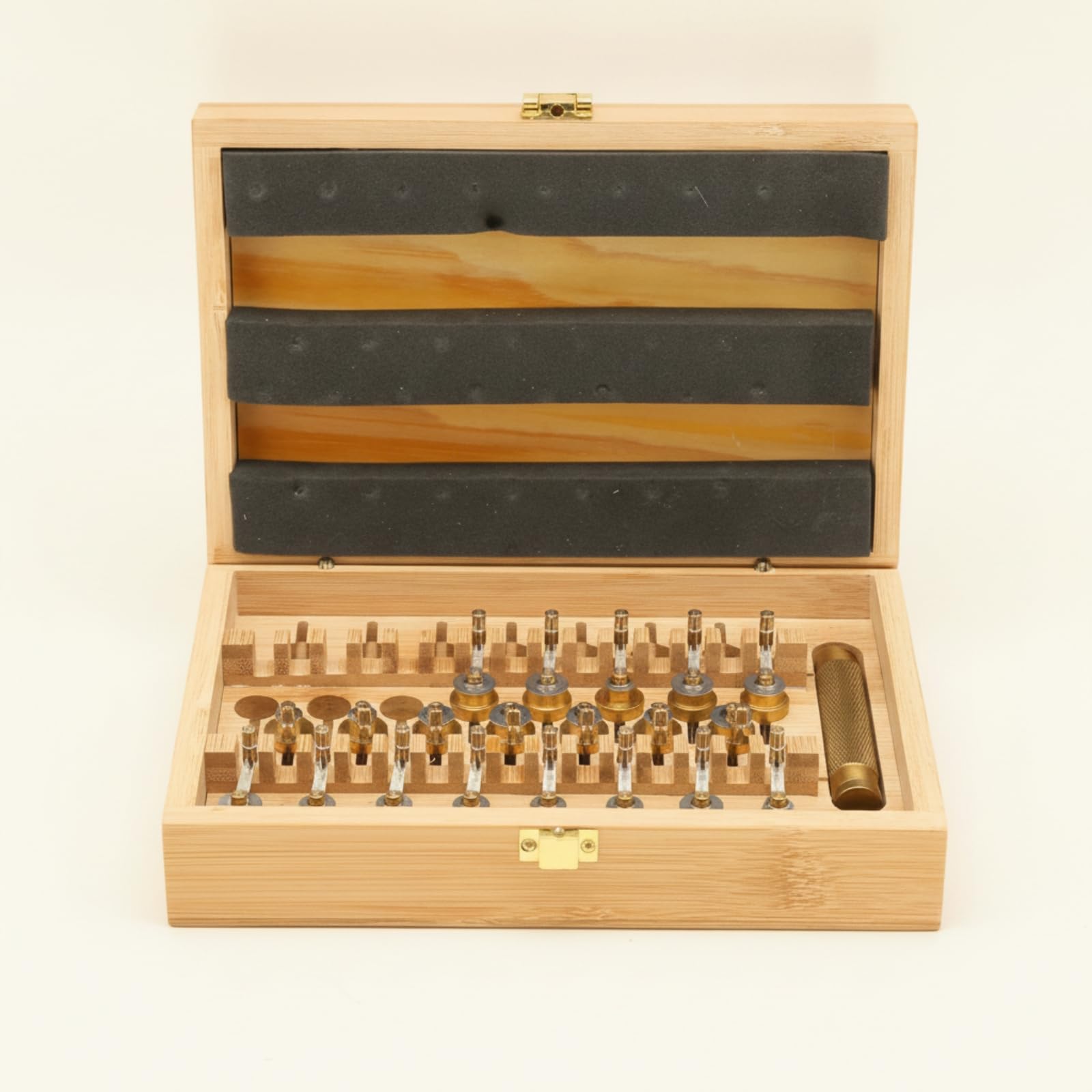 Harilla Watch Repair Winder Set Chiavi Carica Orologio Set Avvolgitori Chiave Ottone Strumento Manuale Custodia Legno Bambù con Scomparti per Manutenzione Orologi E Tasca Banco Lavoro Fai da Te