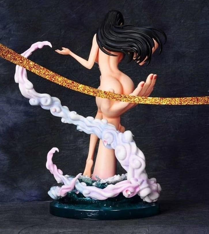 ワンピース　HOT BODY ロビン　ガレージキット　完成品　フィギュア ワンピース エッグヘッド編 ニコ・ロビン ガレージキット