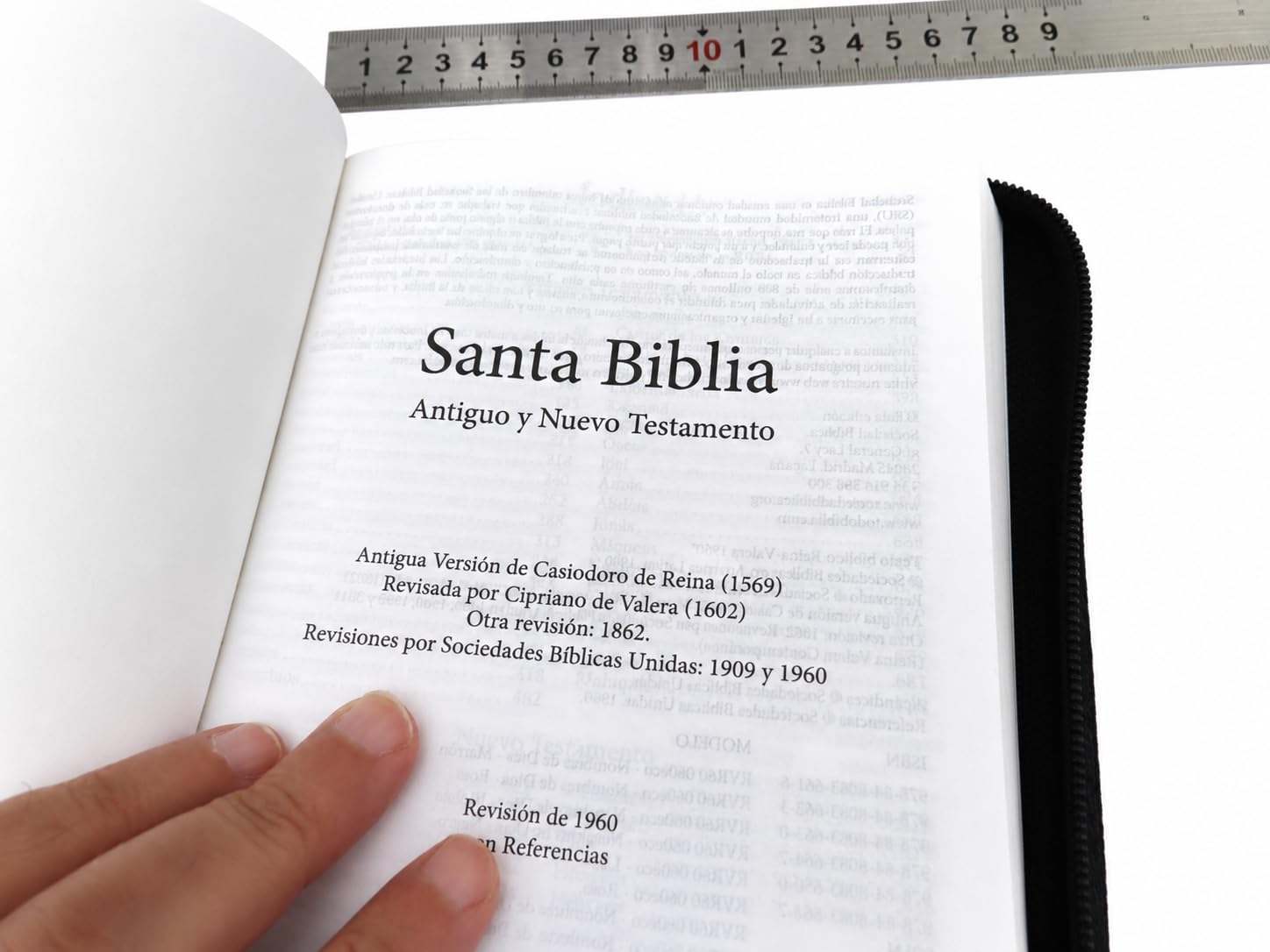 Genérico Reina Valera Biblia RV 1960 Piel Sintética con Cremallera | Letra Legible | Compacta y Fácil de Transportar