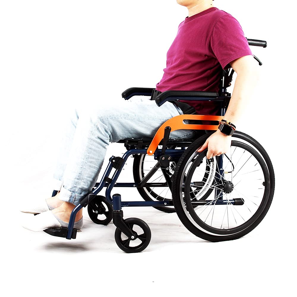 Silla de ruedas de aluminio autopropulsada manual y plegable ligera con ruedas de liberación rápida, marco plateado, ayuda de movilidad para viajes, silla cómoda propulsada por asistente
