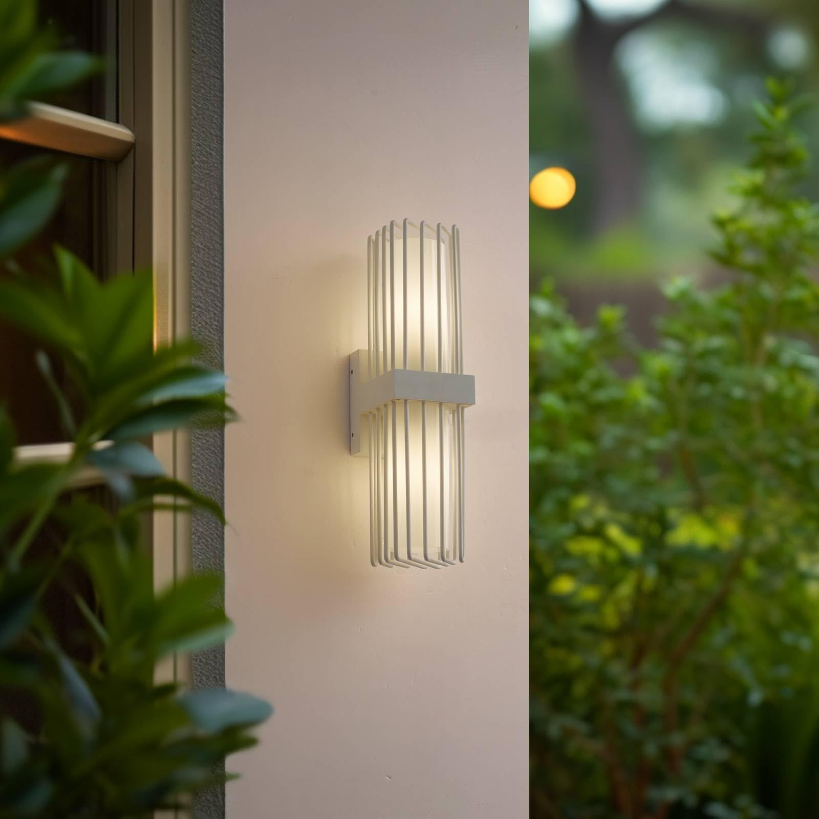 Lucande Applique Exterieur Chandan à intensité variable (Moderne) en Blanc Aluminium (à 2 lampes, E27) Murale Luminaire Lampe Jardin Eclairage