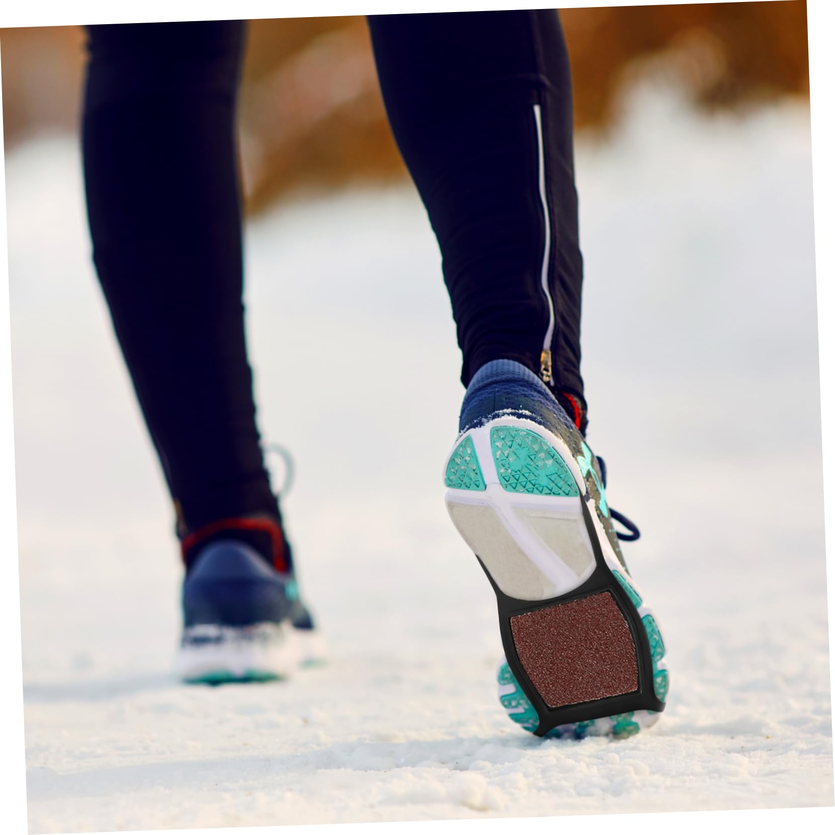 FOMIYES Crampons Antidérapants pour Chaussures de Couvre Chaussures pour Escalade Randonnée et Activités