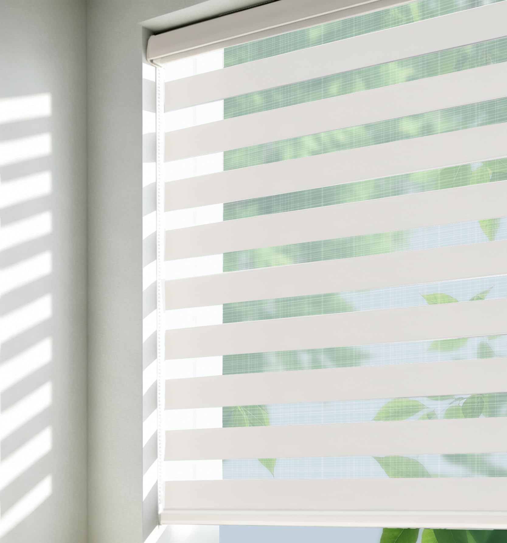 Store zébre sans fil Flamax sur mesure pour tamiser la lumière jour et nuit
