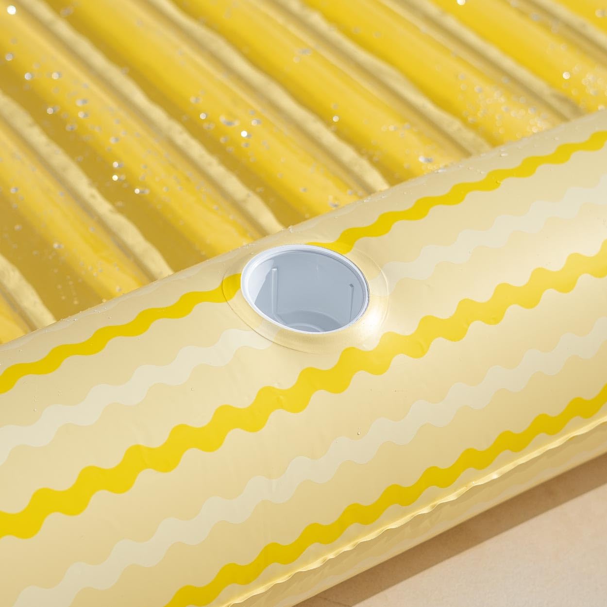 Flamingueo Materassino Mare - Tanning Pool Individuale - Portabicchieri Incluso - PVC Resistente - Dimensione Grande - Cuscino Smontabile