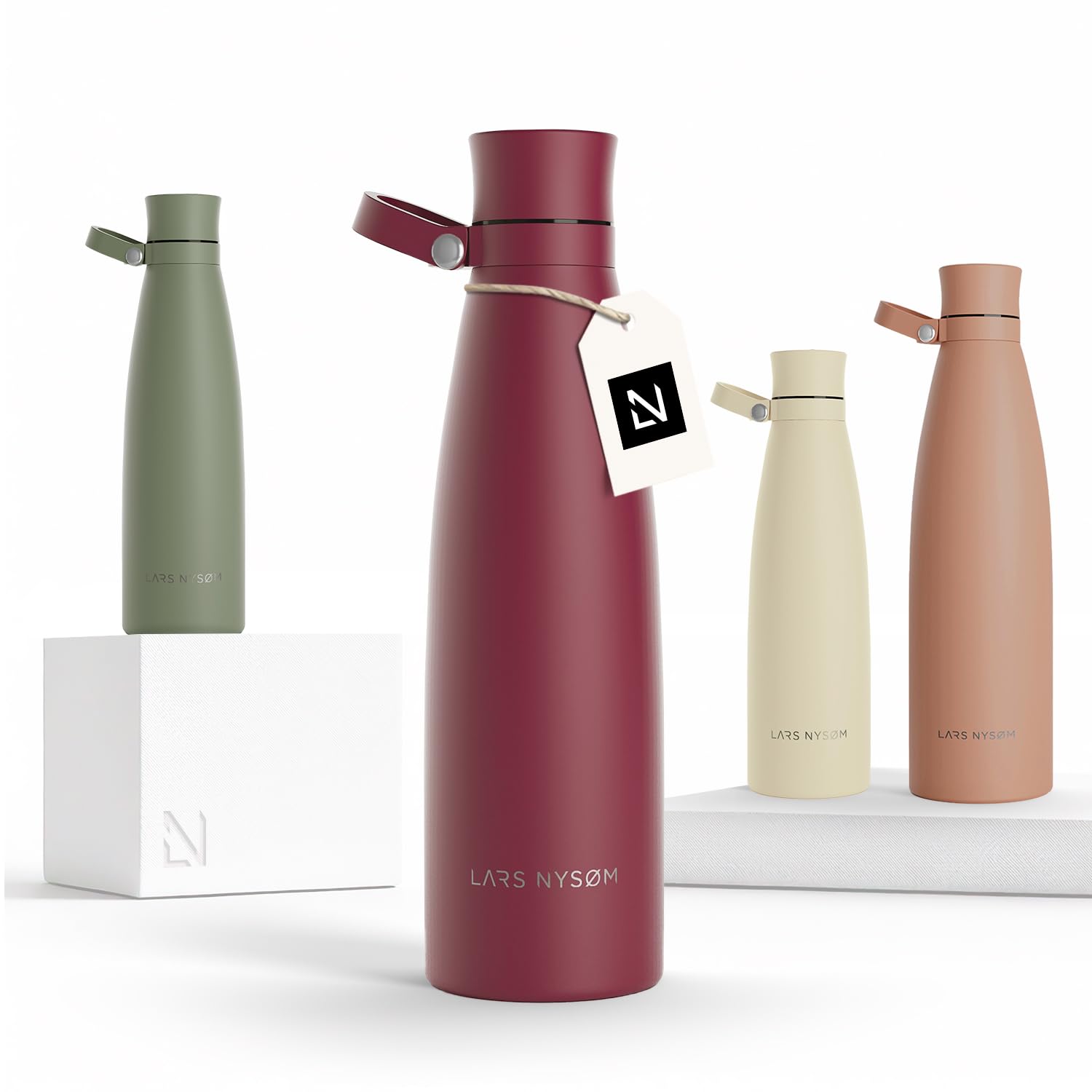 Lars NysØM Borraccia Termica 750Ml In Acciaio Inox | Bottiglia Isolata 0.75 Litro | Bottiglia D'acqua A Tenuta Stagna Per Sport, Bicicletta, Cane (Berry Red, 750Ml)-image