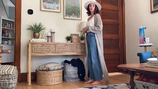Women open front long cardigan 