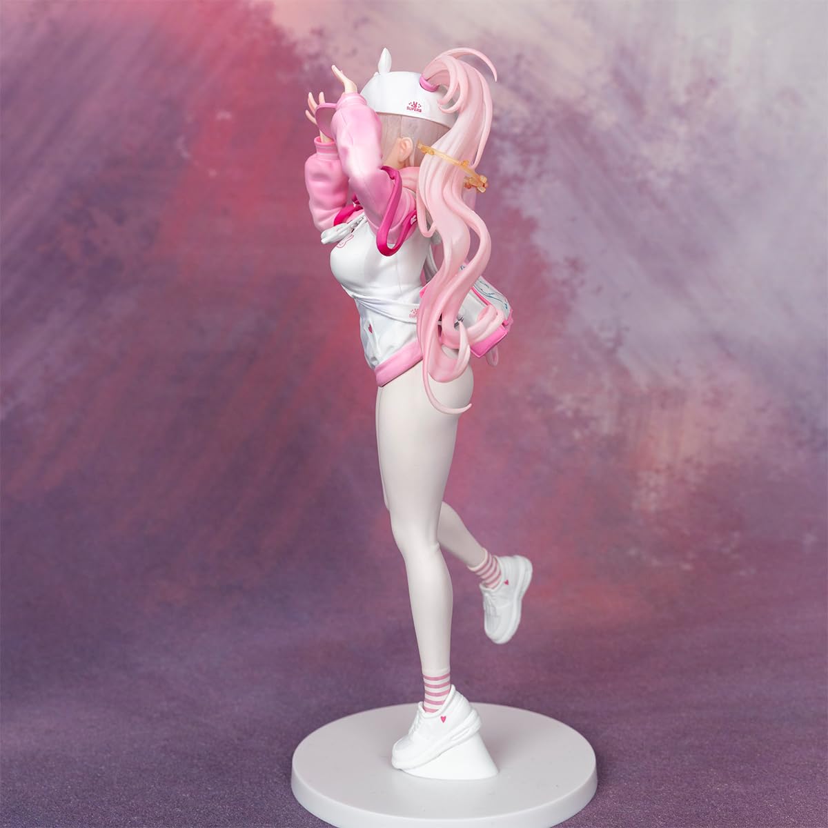 Goddess of Victory: NIKKE Alice 1/7 Figure Anime Game Character Includes an Alternate Facial Expression Desktop Ornaments Gift Figurine PVC 9.8IN