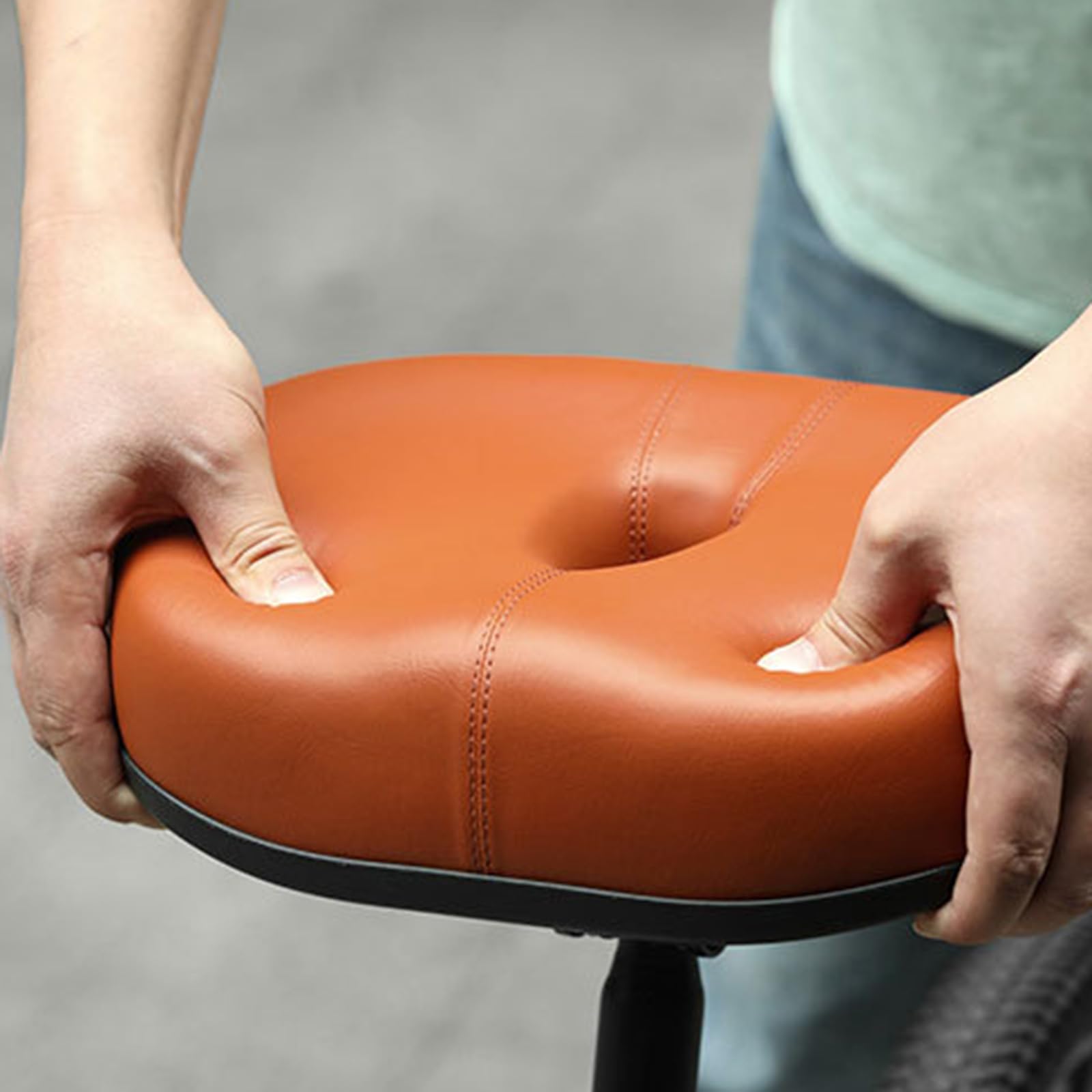 Selle Confortable et Ergonomique Large en Cuir PU pour Vélos VTT, Électriques et Ville - Siège Sans Coussin de Nez pour Homme et Femme
