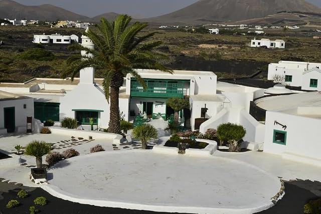 Foto 2 de 2 de Lais Puzzle Casa Museo del Campesino en Mozaga, Lanzarote 2000 Piezas