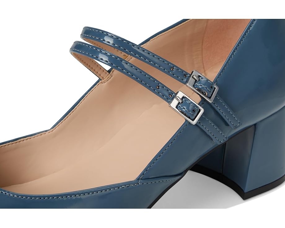 Bandolino Smith - Right View