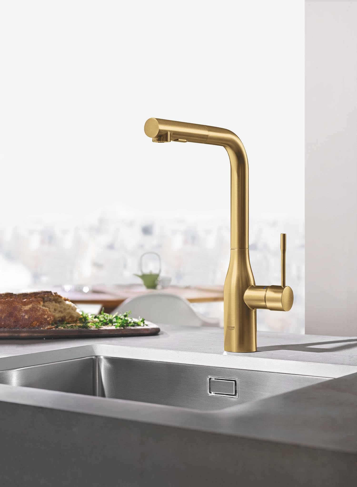 Grohe - Essence New monomando fregadero L-caño ducha dual - Brushed Cool Sunrise