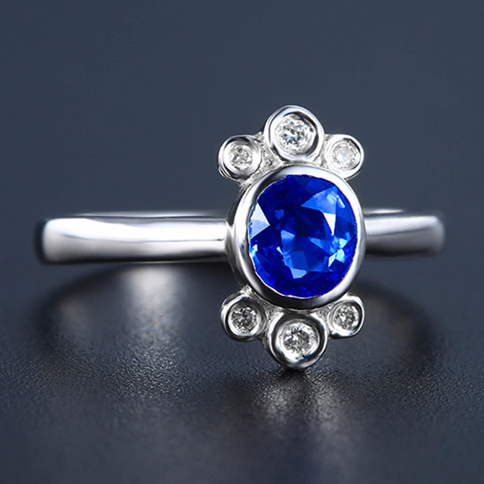 Anillo de compromiso de oro blanco de 18 quilates para mujer, zafiro azul ovalado, anillo para mujer ovalado con zafiro de 1,13 quilates y anillo de diamante para mujer