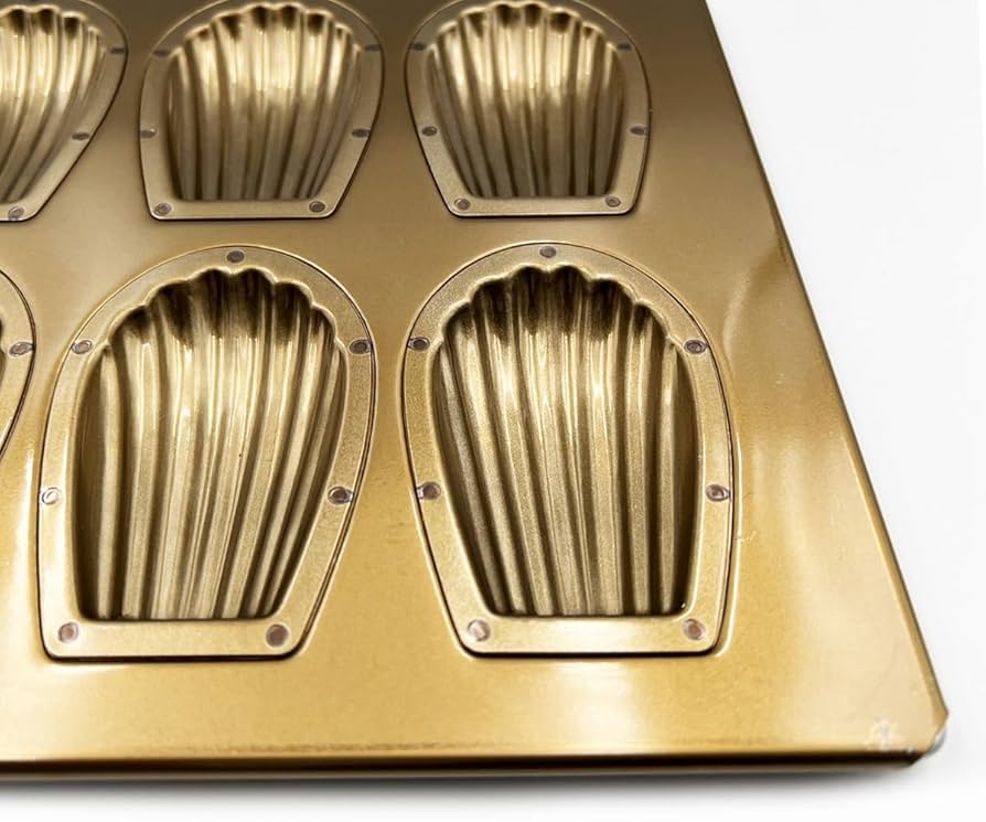 松永製作所 シリコン加工　黄金 焼き菓子型 マドレーヌ型2種 松永製作所 シリコン加工 黄金 焼き菓子型 マドレーヌ型2種