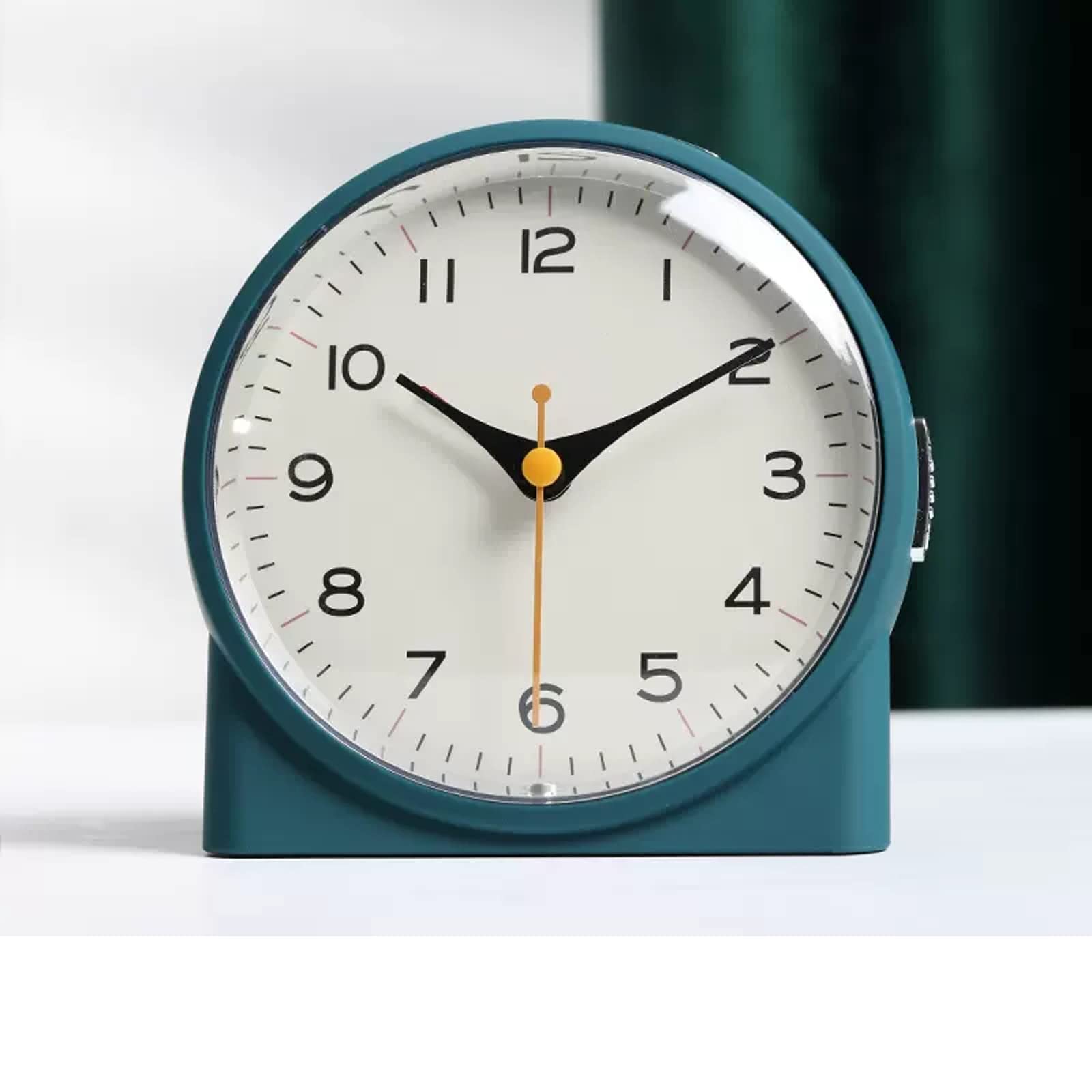SDFsdfdS Alarm clock, 4 Inch Silent Small Bedside Alarm Clock with Night Light & Snooze(Blu)