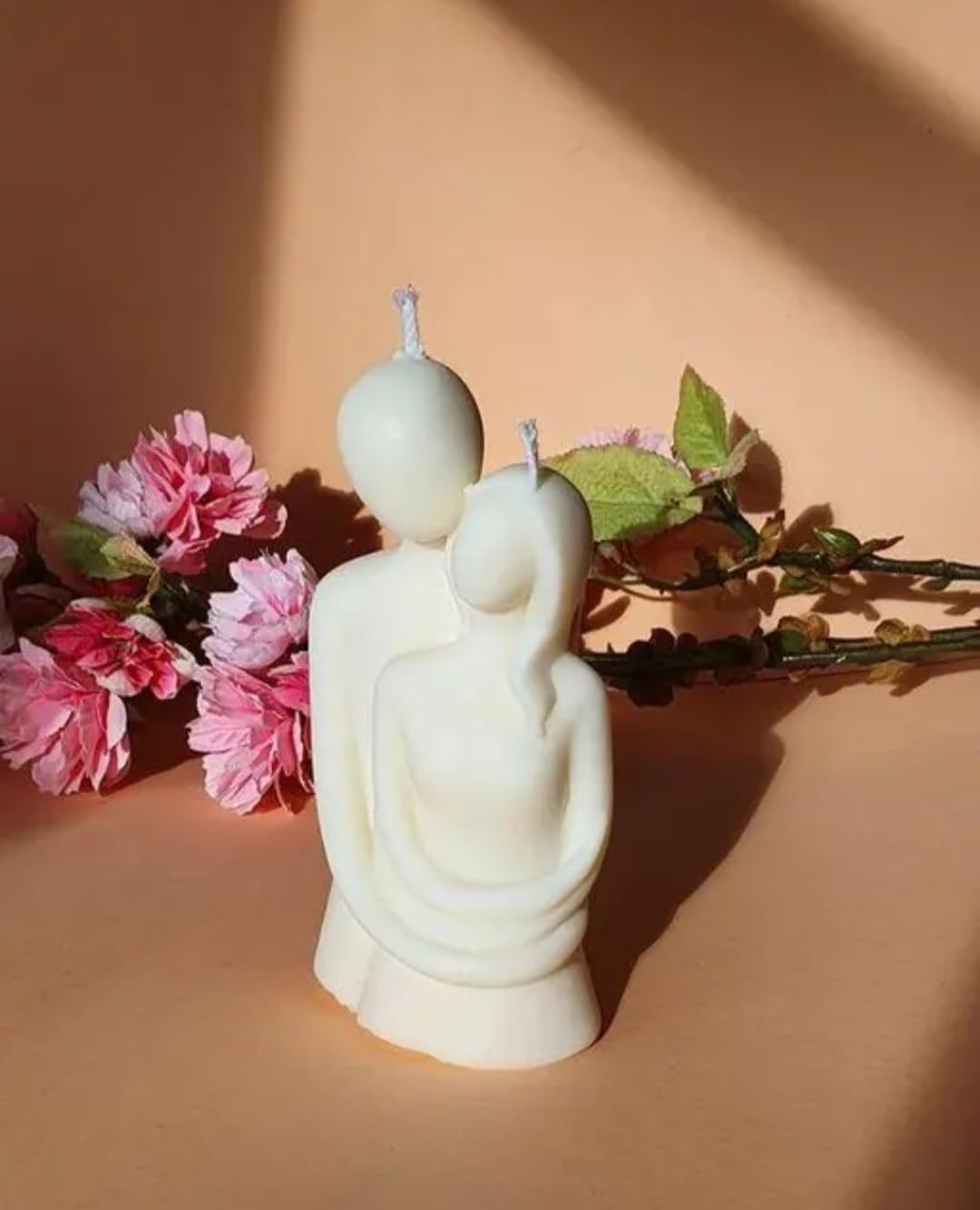 Fancy Candle, Decorative Gift Candle, Modern Abstract Figure Decorative, White Wax, Minimalist Design with Pink Floral Accent, Designed Valentine Day Gift
