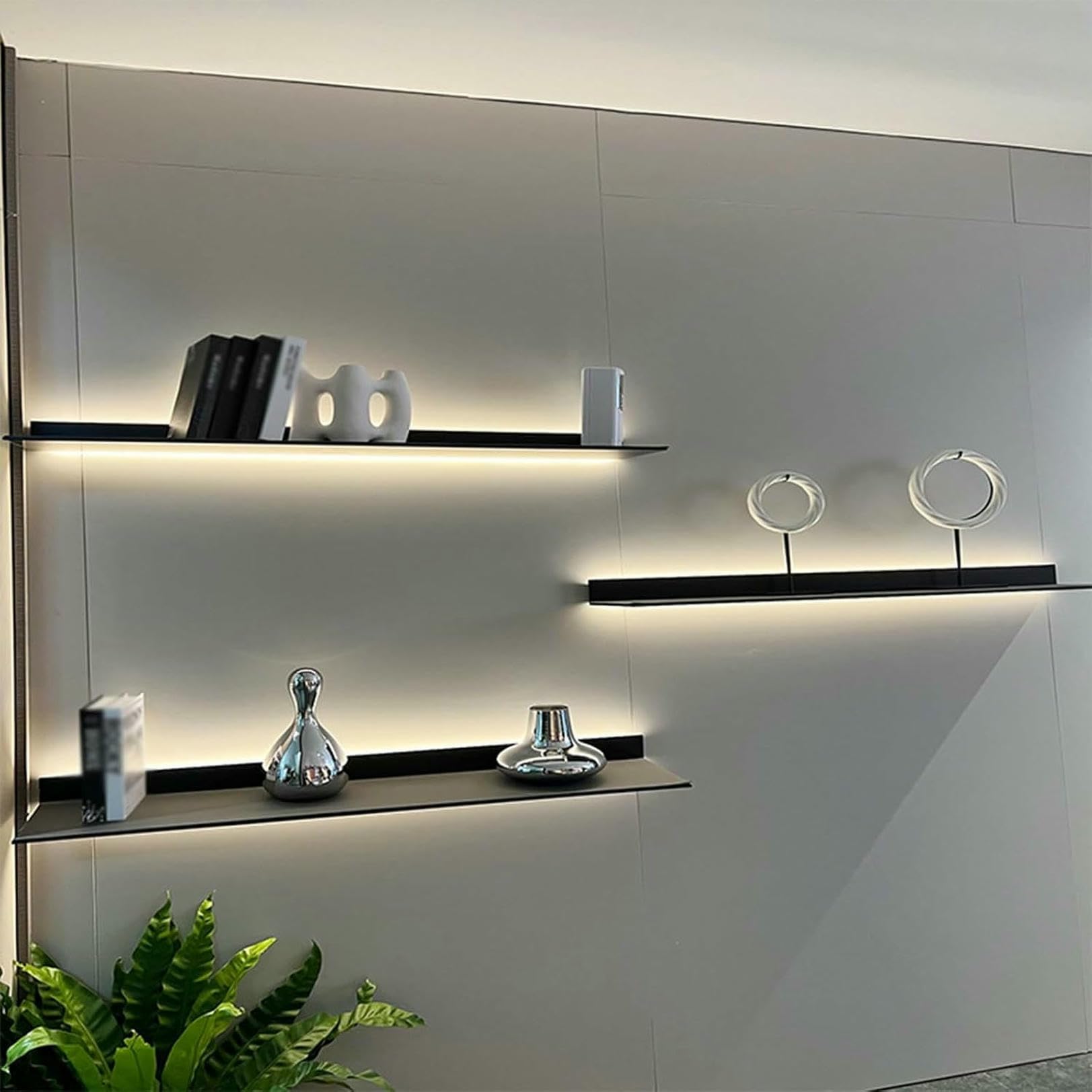 Étagère lumineuse LED en aluminium pour plantes et salon moderne