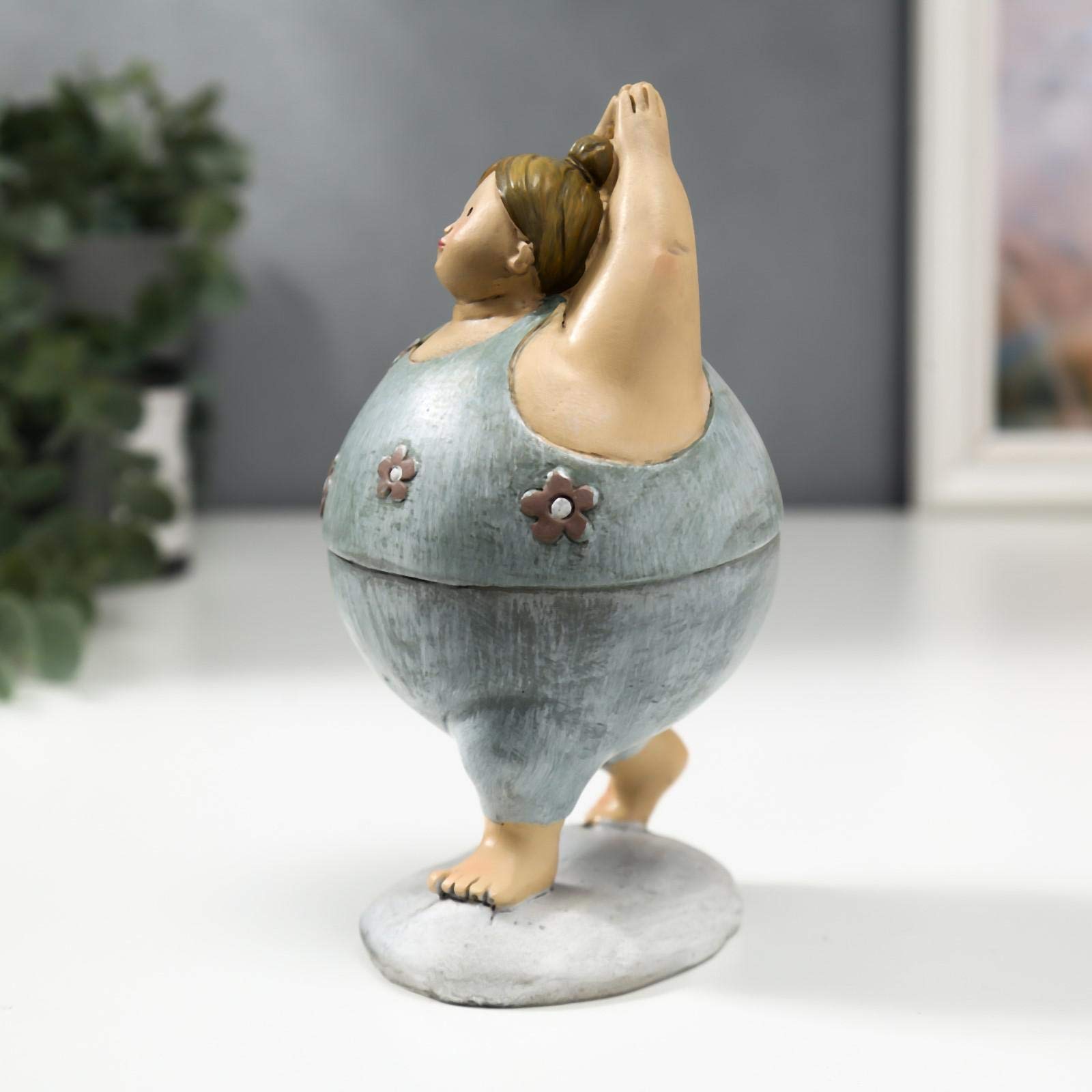 Statue Frau Wohndeko Mädchen, (Urdhva Hastasana)