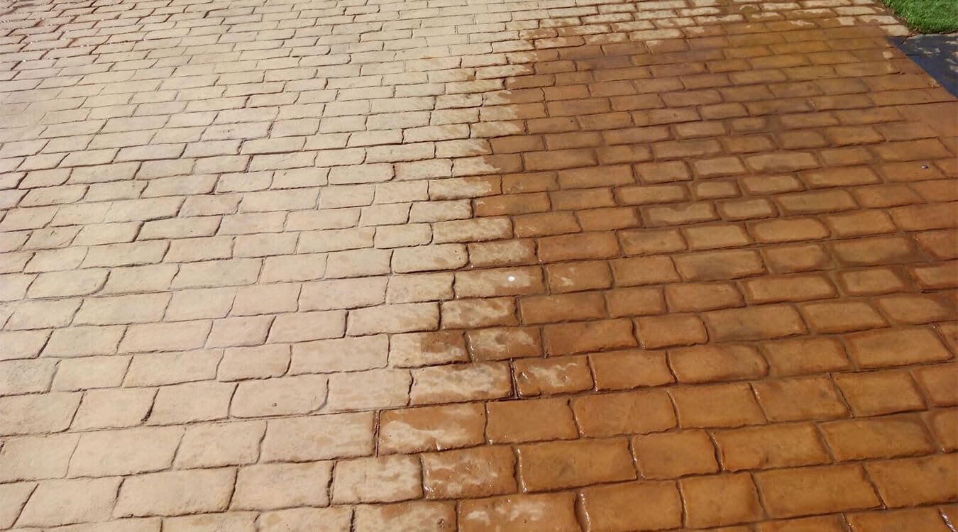 Resina - Barniz para Hormigón Impreso al agua - Protege el Suelo penetrando en el poro, Revive el color del Pavimento de Hormigón (5 litros)