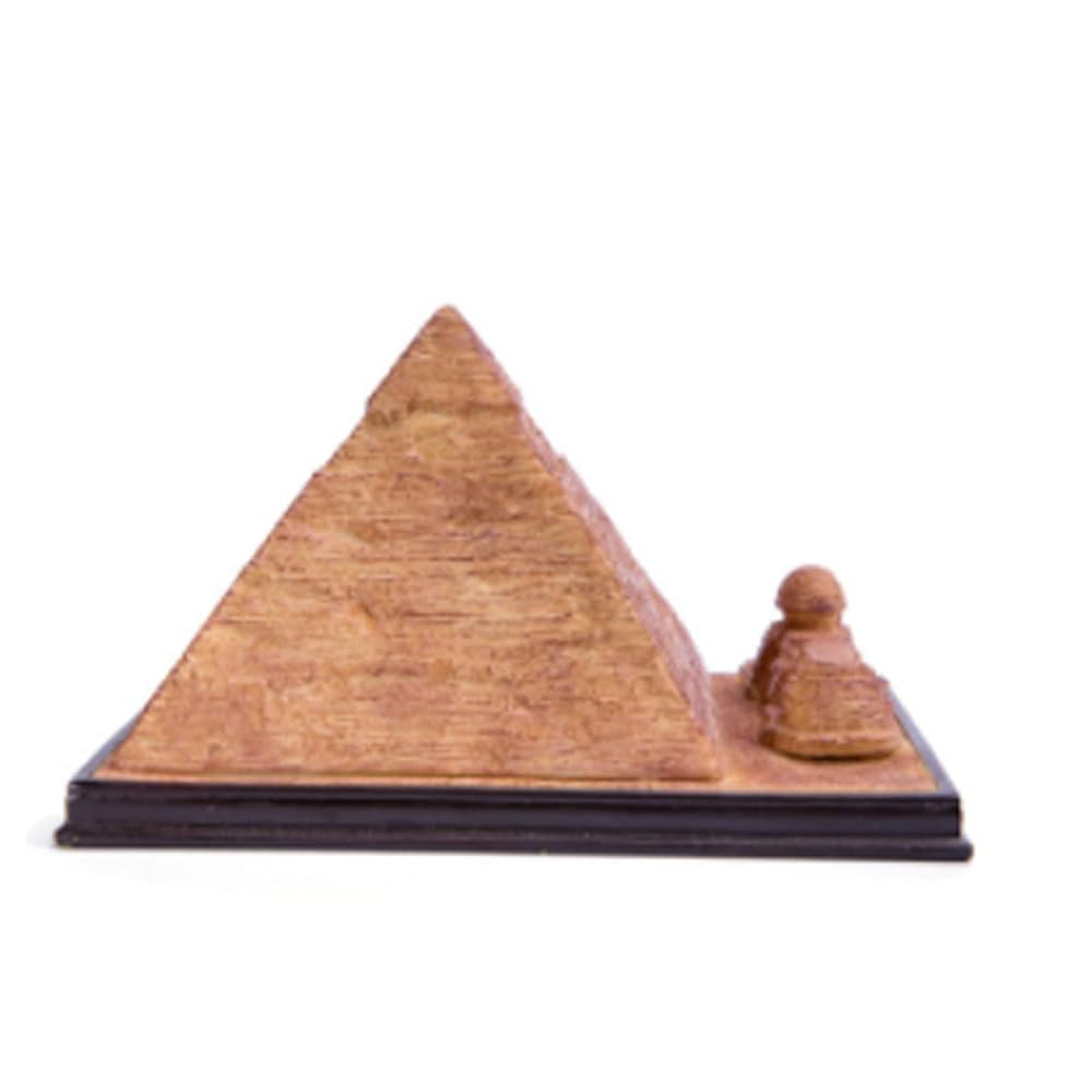 値下げします　エジプト　彫刻が美しい大きなピラミッド　3点セット 置物 値下げします エジプト 彫刻が美しい大きなピラミッド 3点セット