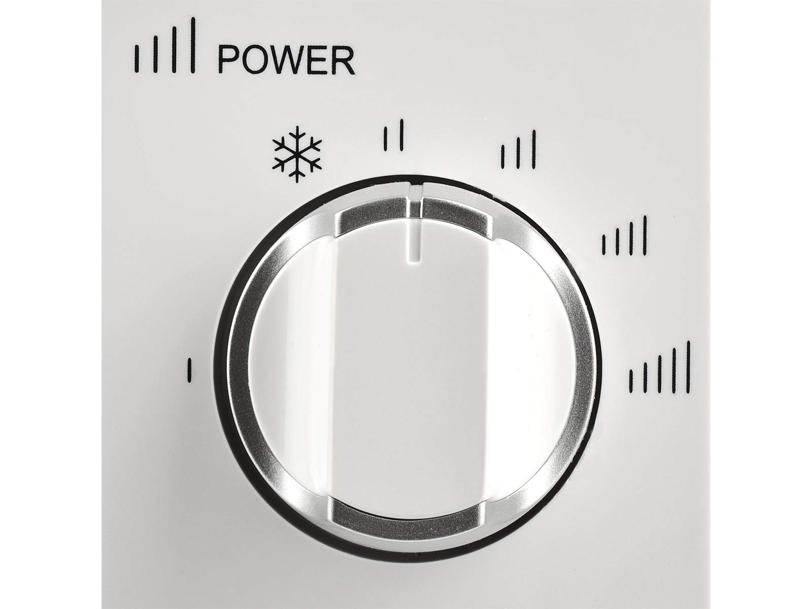 Girmi FM05 Forno a Microonde, 700 W, 20 Litri, Timer, Funzione scongelamento, Accessori inclusi, Bianco