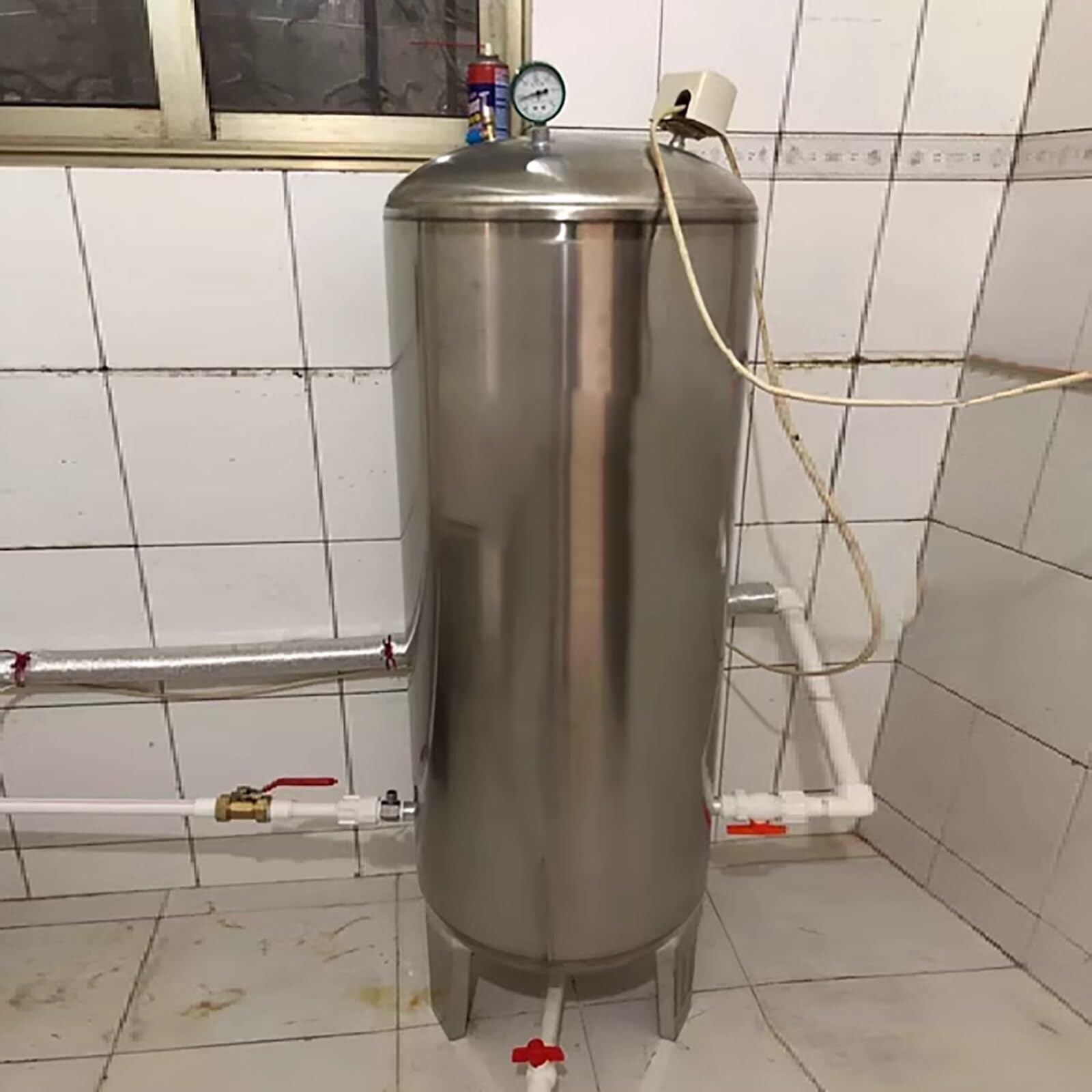 Depósito de presión de agua con bomba de pozo, sistema vertical grande de acero inoxidable con puerto de purga y kit de montaje