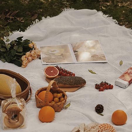 Amazon Co Jp レジャーシート ピクニックシート ピクニックマット 北欧 レースの布デザイン 遠足 運動会 お花見 軽量 薄型 コンパクト収納 携帯便利 90 180cm 1 3人用 スポーツ アウトドア