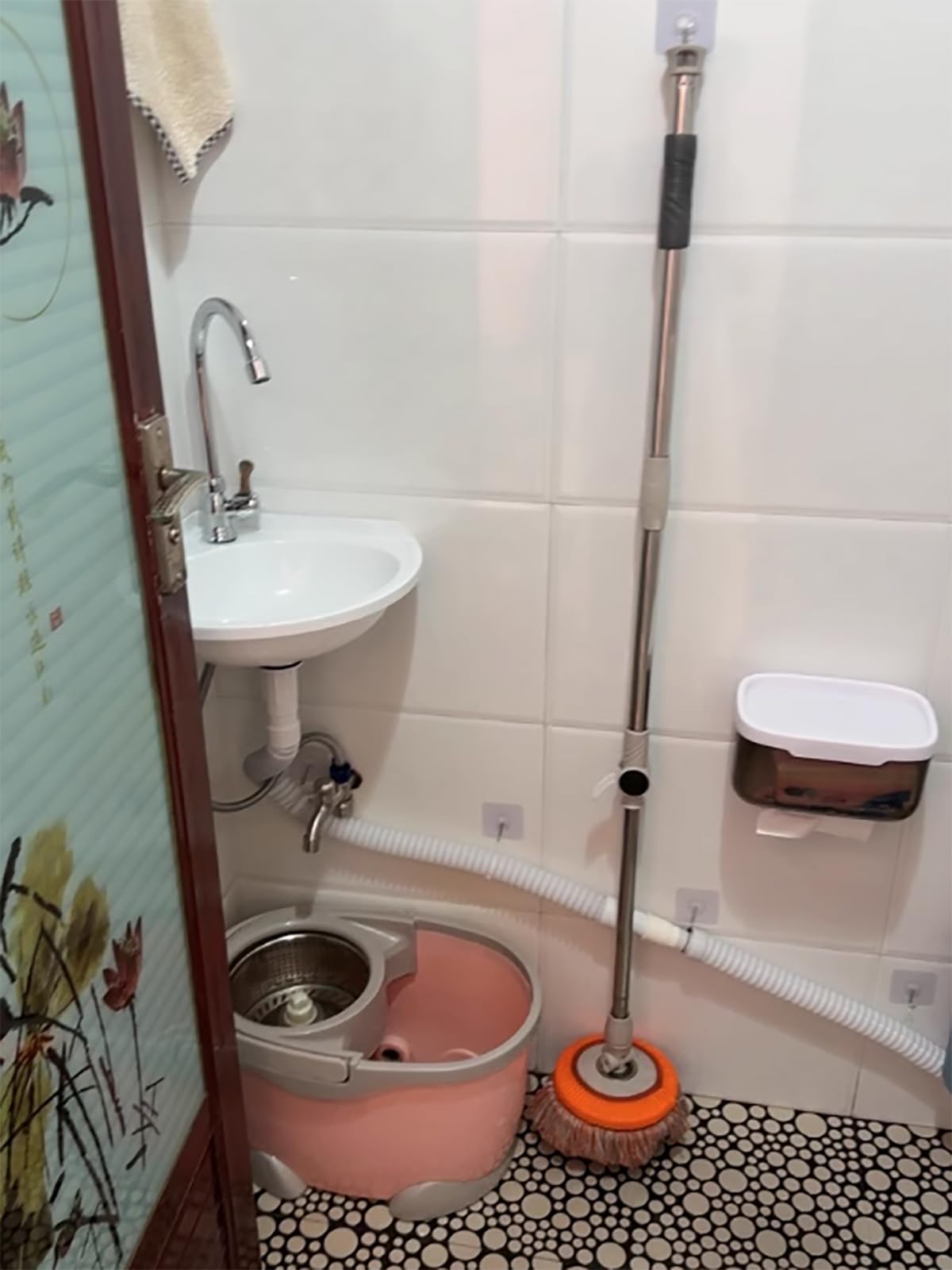 Lavello Ovale, 40x28x14cm Lavatoio Lavapanni Monoblocco in Resina PP | Lavello Angolare da Bagno per Interno e Esterno Lavanderia Garage Bagno Guardaroba WC Bianco Rubinetto A