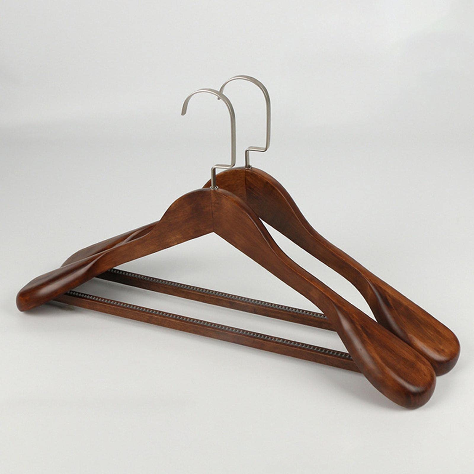 Hochwertiger Kleiderbügel aus Holz mit Breiten Schultern – Anzugbügel aus Massivholz D (E), E