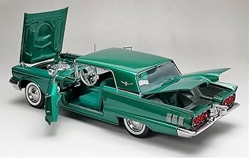 サンダーバード1/18 アメ車 サンダーバード1/18 アメ車 - メルカリ