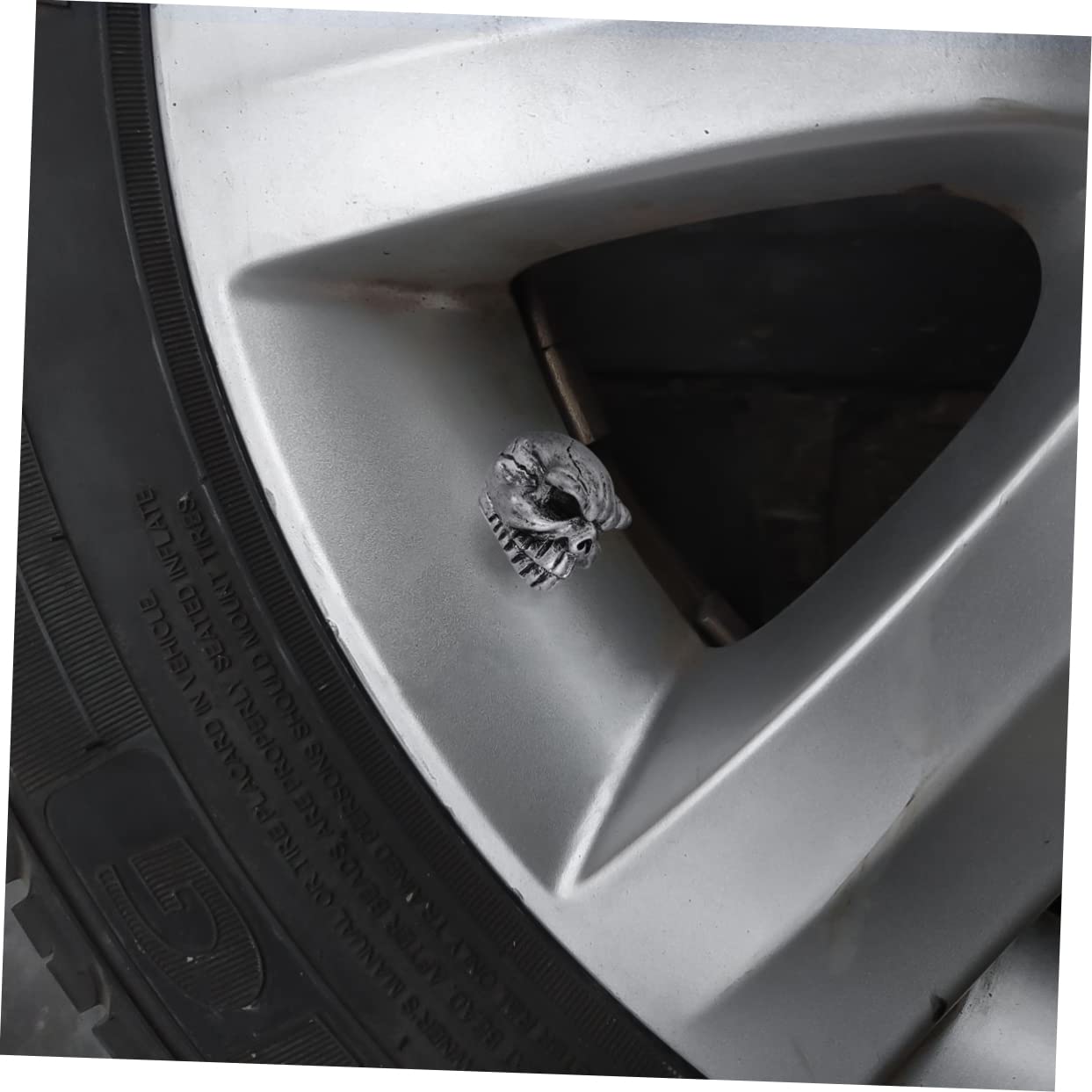 SOLUSTRE 3sätze Skull Ventilkappen Für Motorräder Und Fahrräder Aus Langlebigem Resin Kreative Schädel-Design Und Installieren Für Bike-zubehör Silber