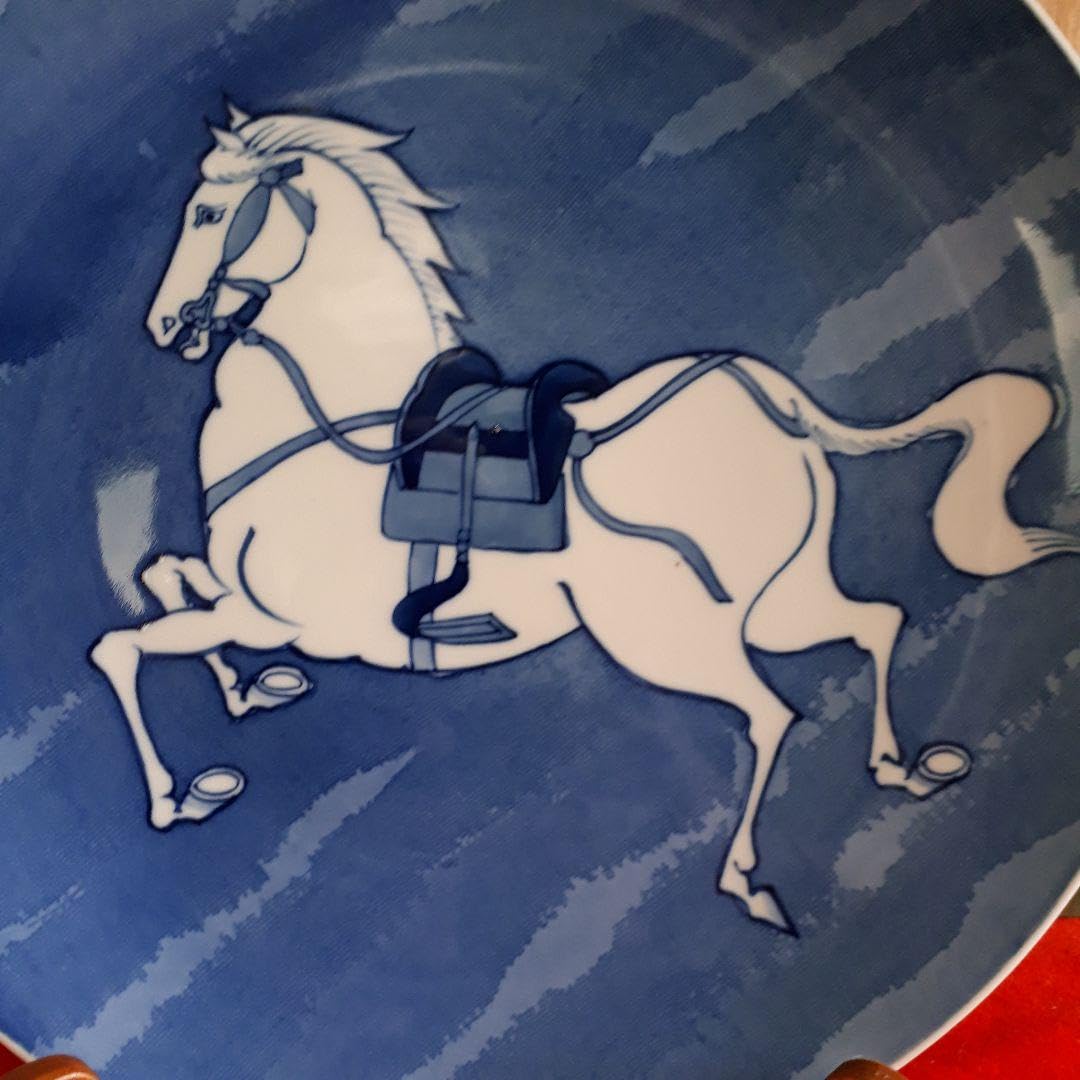 鍋島焼染付、馬の絵皿 鍋島焼染付、馬の絵皿 鍋島焼染付、馬の絵皿