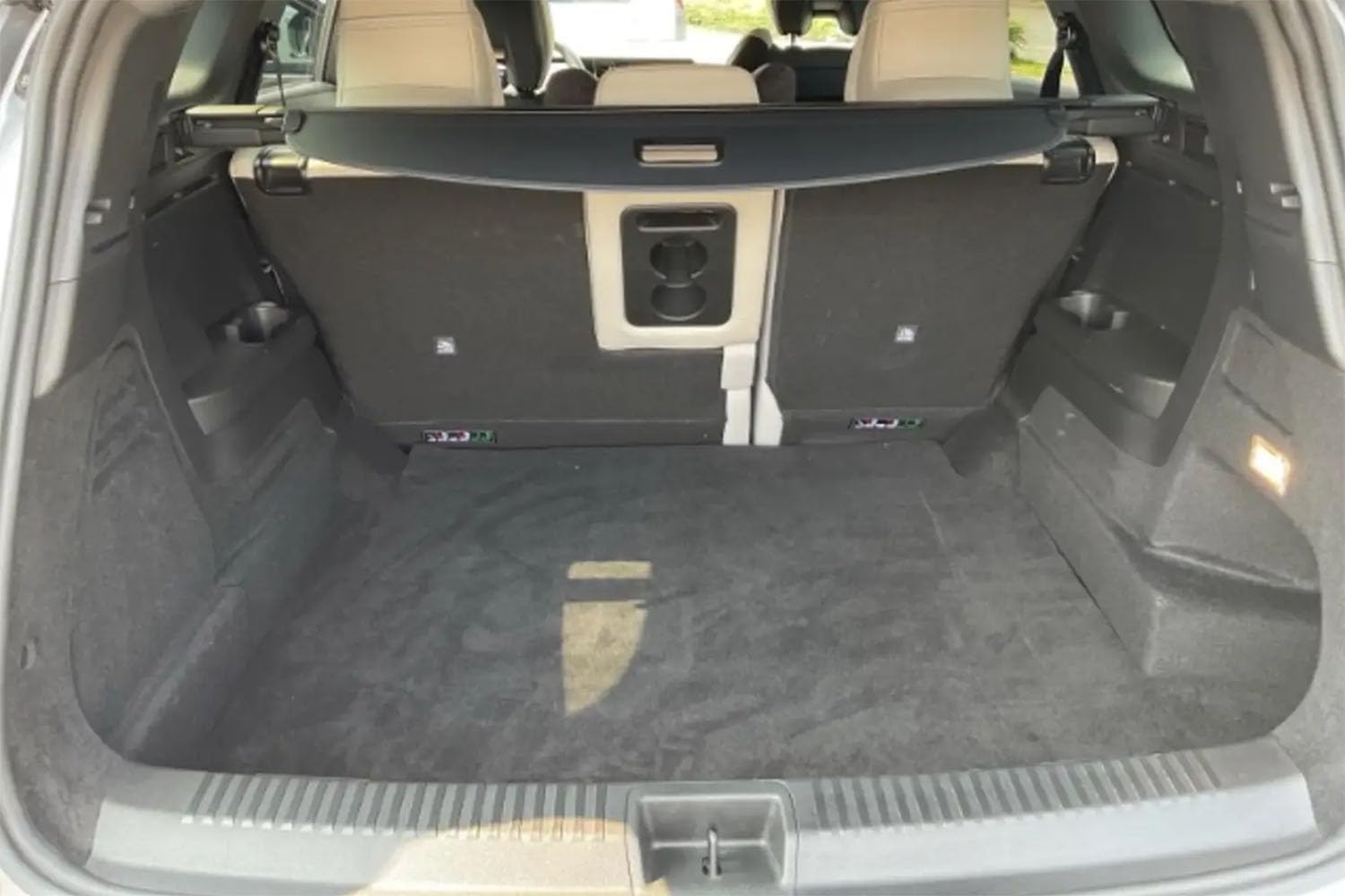 MTM Wanna bagażnikowa do Renault Espace VI E-Tech Full Hybrid 04.2023 - dopasowana ochrona bagażnika, antypoślizgowa, wytrzymała, łatwa do czyszczenia i bezzapachowa, 11229