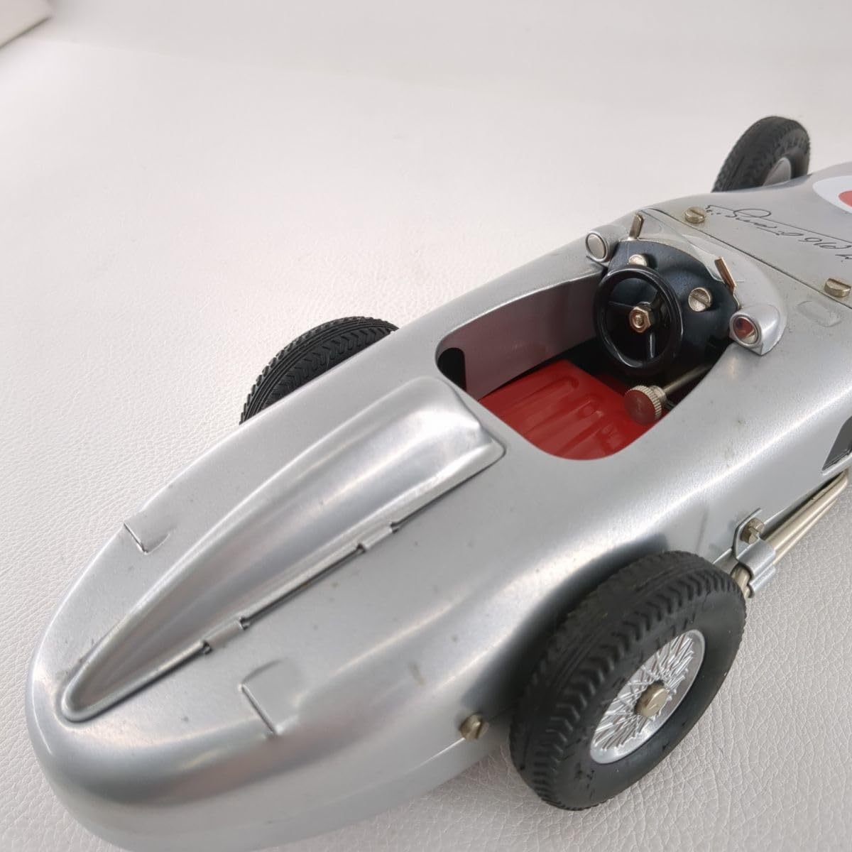 メルクリン メルセデスベンツ シルバー レーサー No.61 メルクリン メルセデスベンツ シルバー レーサー No.61 Märklin