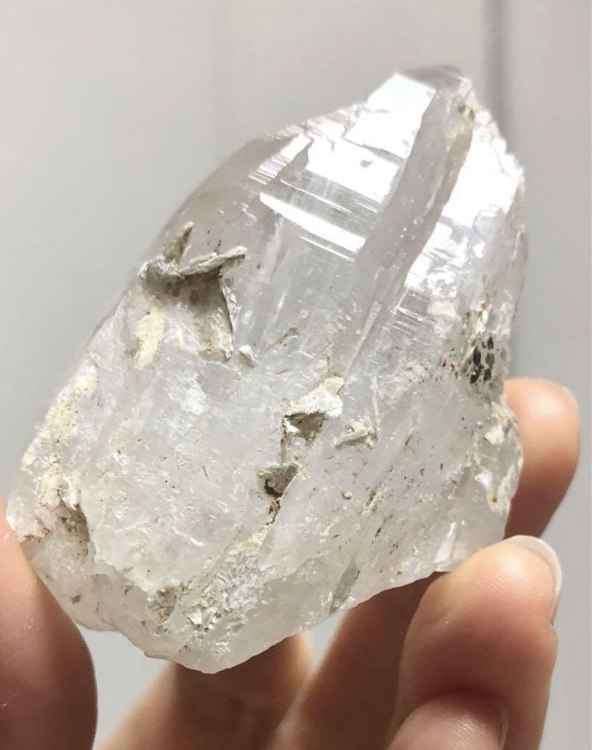 レムリアン水晶　スカルドゥ産　水晶原石 Amazon.co.jp: レア スカルドゥ水晶原石 パキスタン レムリアン