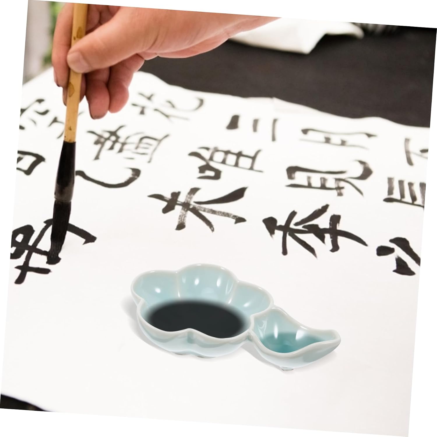 Ceramic Ink Dish Watercolor Palette Lid Wall Pen Holder Pencil Cup Chinese Calligraphy Supplies Ink Dish Plate Brush Holder Artistic Calligraphy Accessories Portable