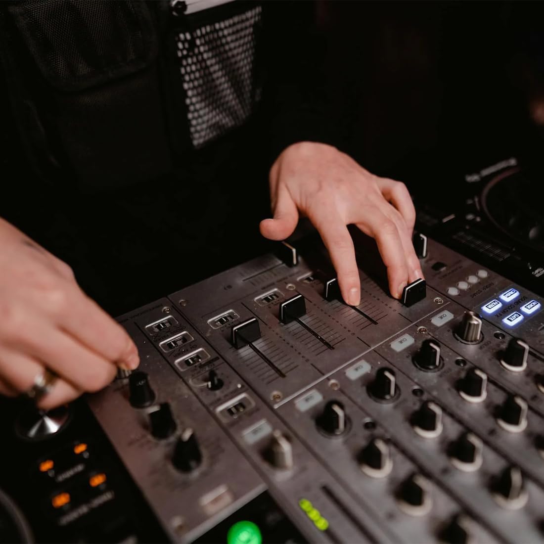 6 Capuchons de Fader pour Pioneer DJM,nstallation facile,Boutons de Fader Table de Mixage, Fader Caps Bouton Fader,pour Pioneer DJM350, 400, 500, 700, 750, 800, 850, 900NEXUS, 900SRT, 900NXS2, 2000