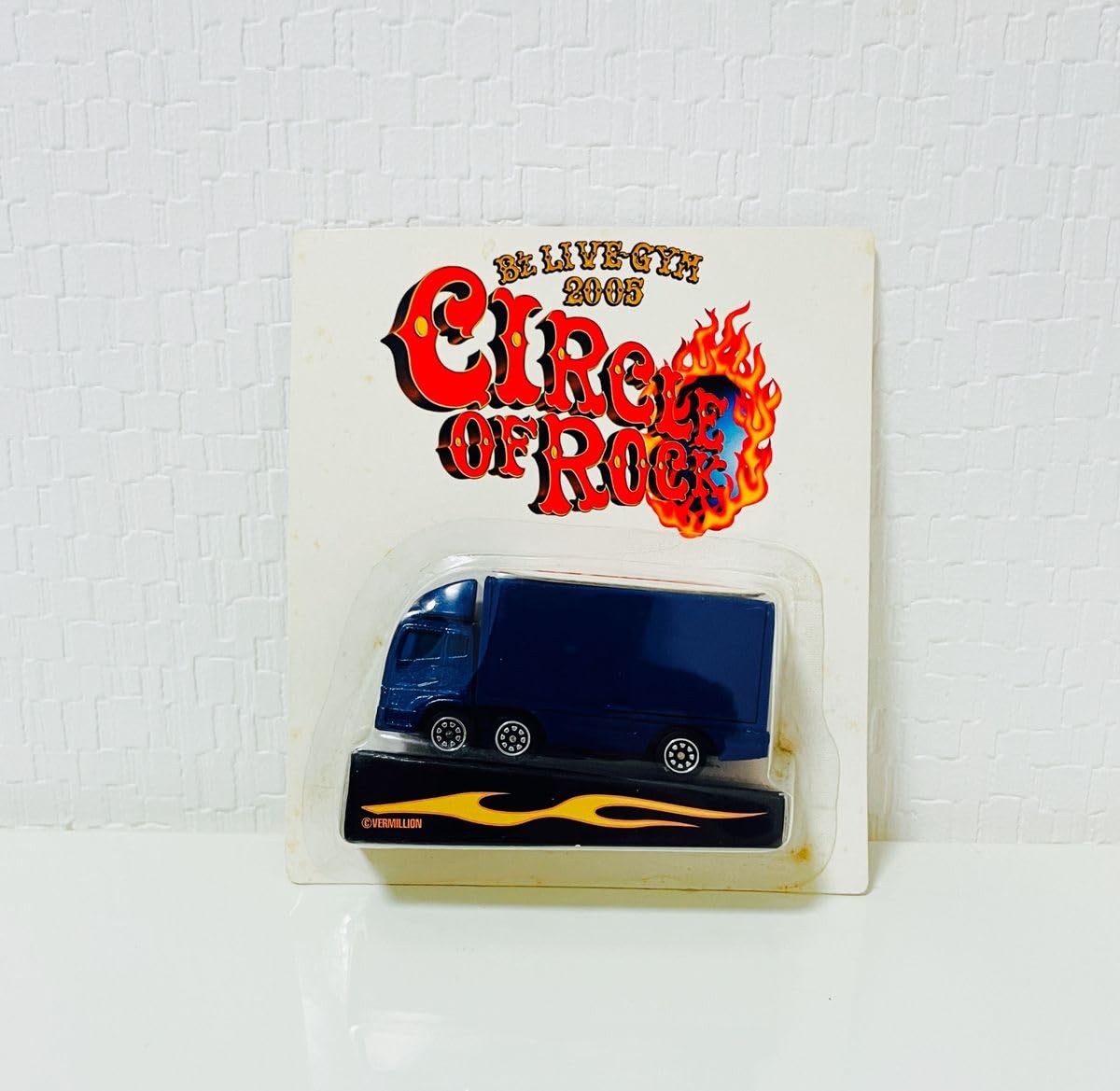 ツアートラック B'z CIRCLE OF ROCK ツアトラ ミニカー B'z ツアートラック CIRCLE OF ROCK ツアトラ ミニカー - メルカリ