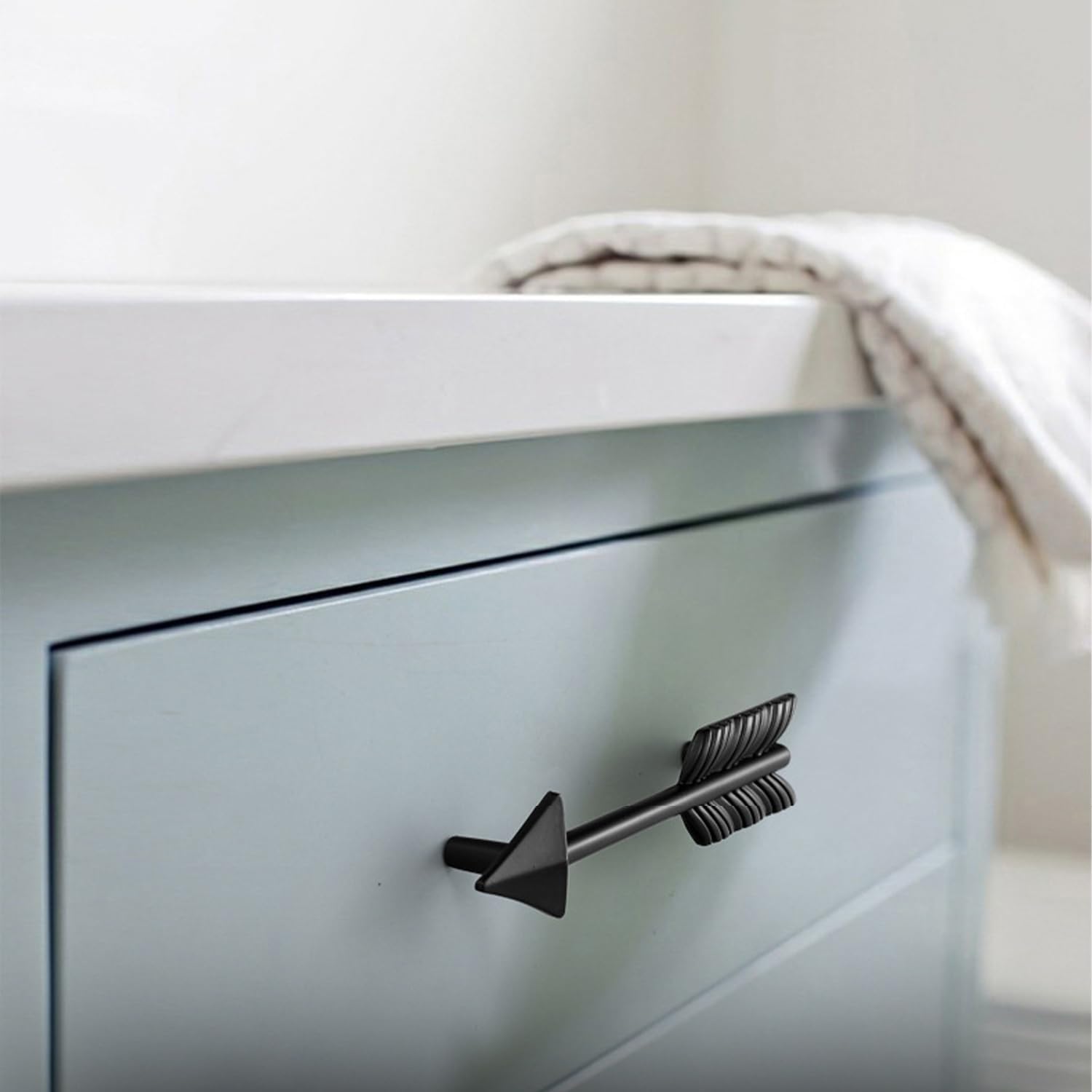 4PCS Art Decor Cabinet Pulls, Zinc Alloy Arrowhead Handle Unique Cabinet Hardware Suitable for Cabinets Drawers (Black)
