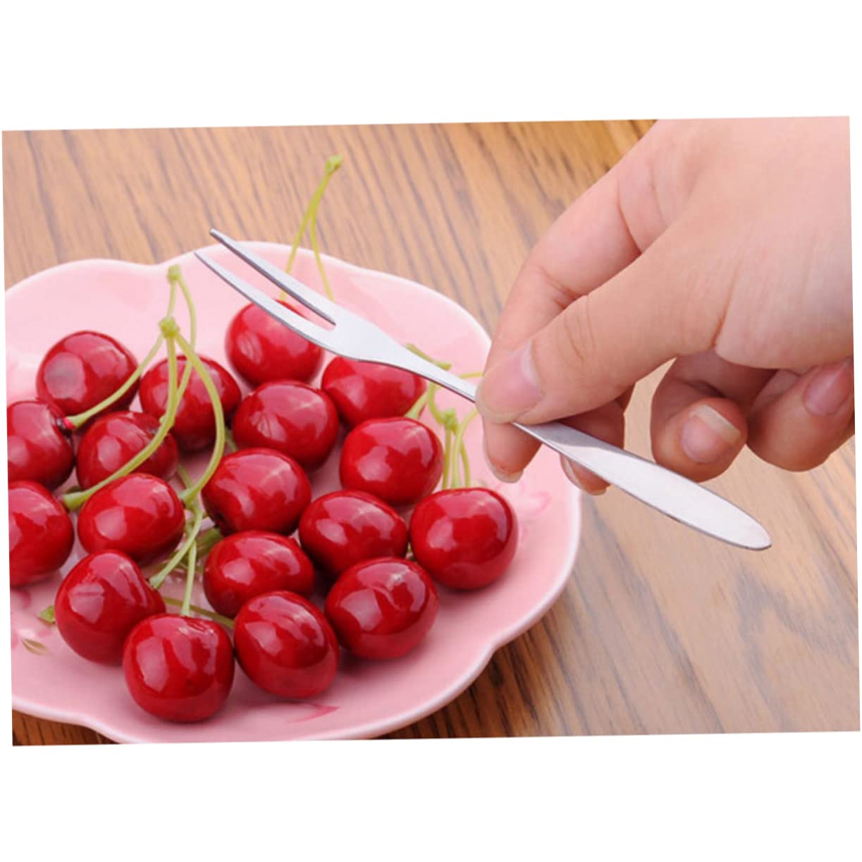 OFFSCH 6Pcs Stainless Steel Dessert Forks Elegant Two Prong Fruit Forks for Appetizers Seafood and Cakes Lightweight Tableware for Parties and Everyday Use