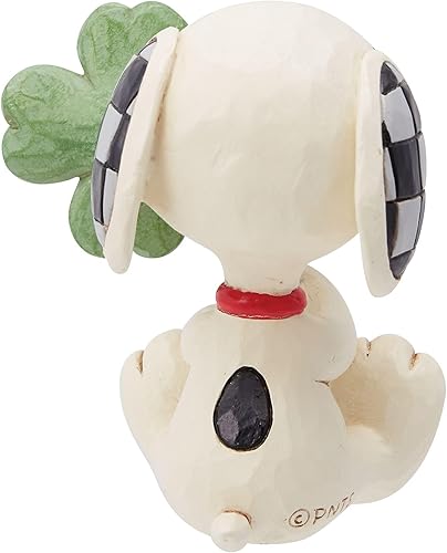 Miniatura 2 de Enesco Peanuts by Jim Shore Snoopy with Four-Leaf Clover Miniature Figurine, 2.625 Inch, Multicolor