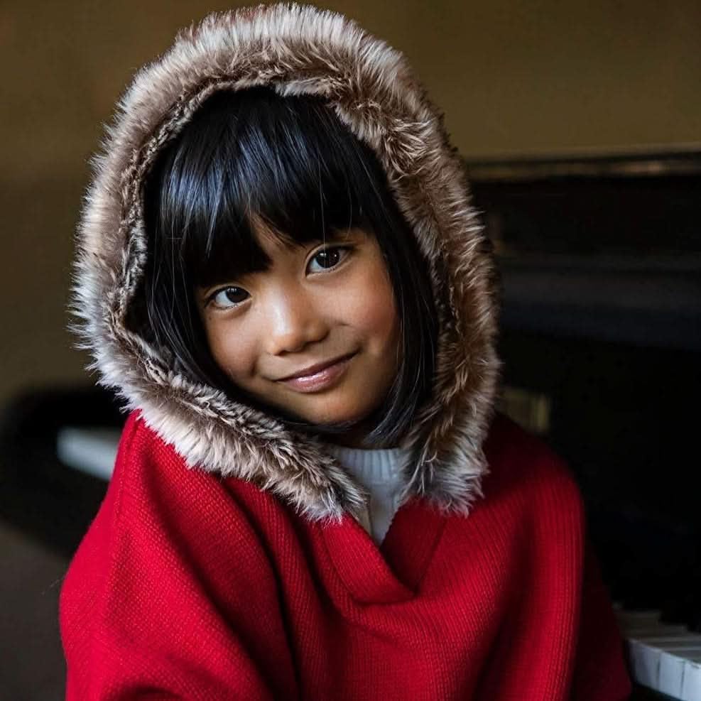 Hope & Henry Sweater Cape with Faux Fur Hood2