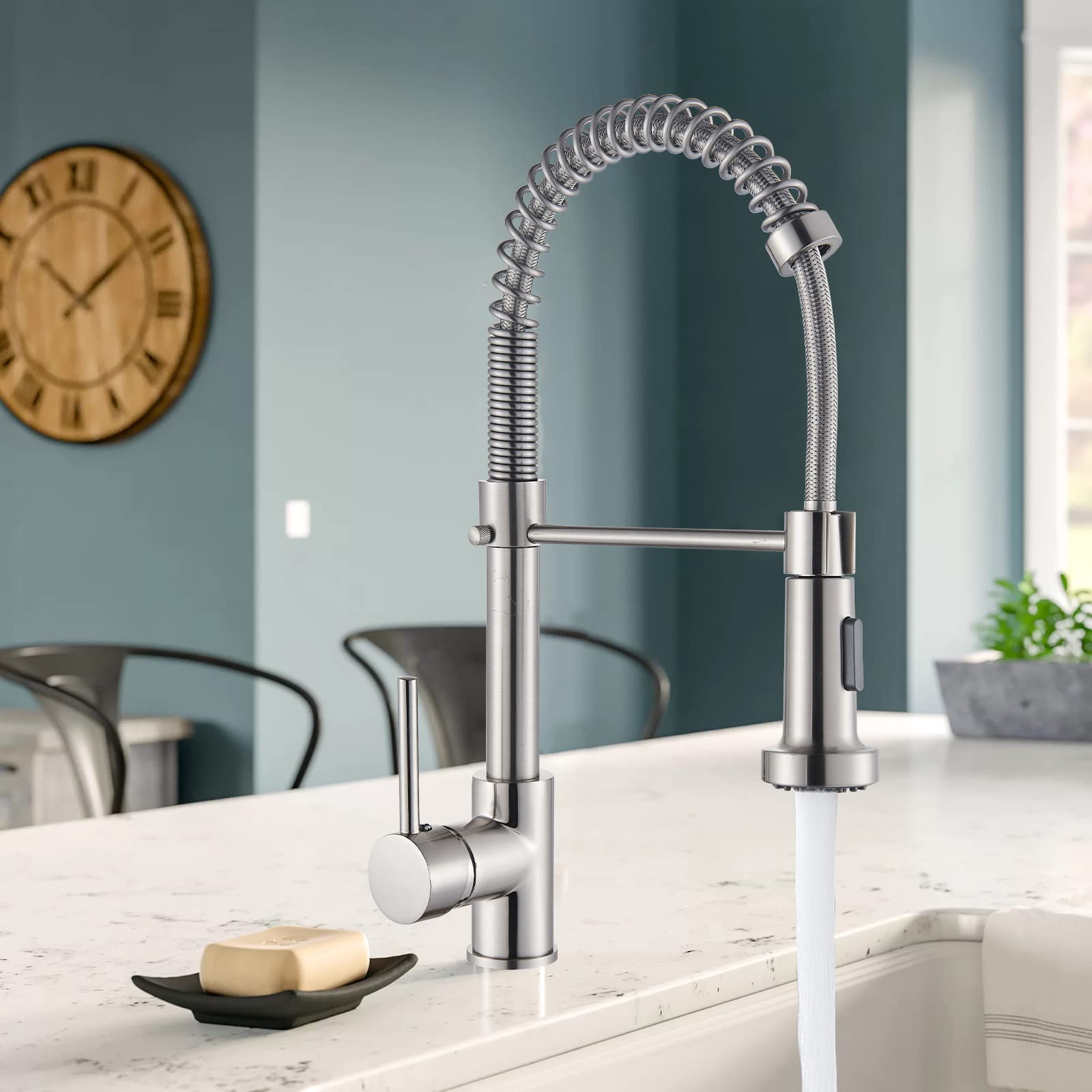 Suguword Grifo de cocina de baja presión, extensible, grifo mezclador de cocina, giratorio 360°, acero inoxidable, grifo monomando con muelle en espiral, cepillado