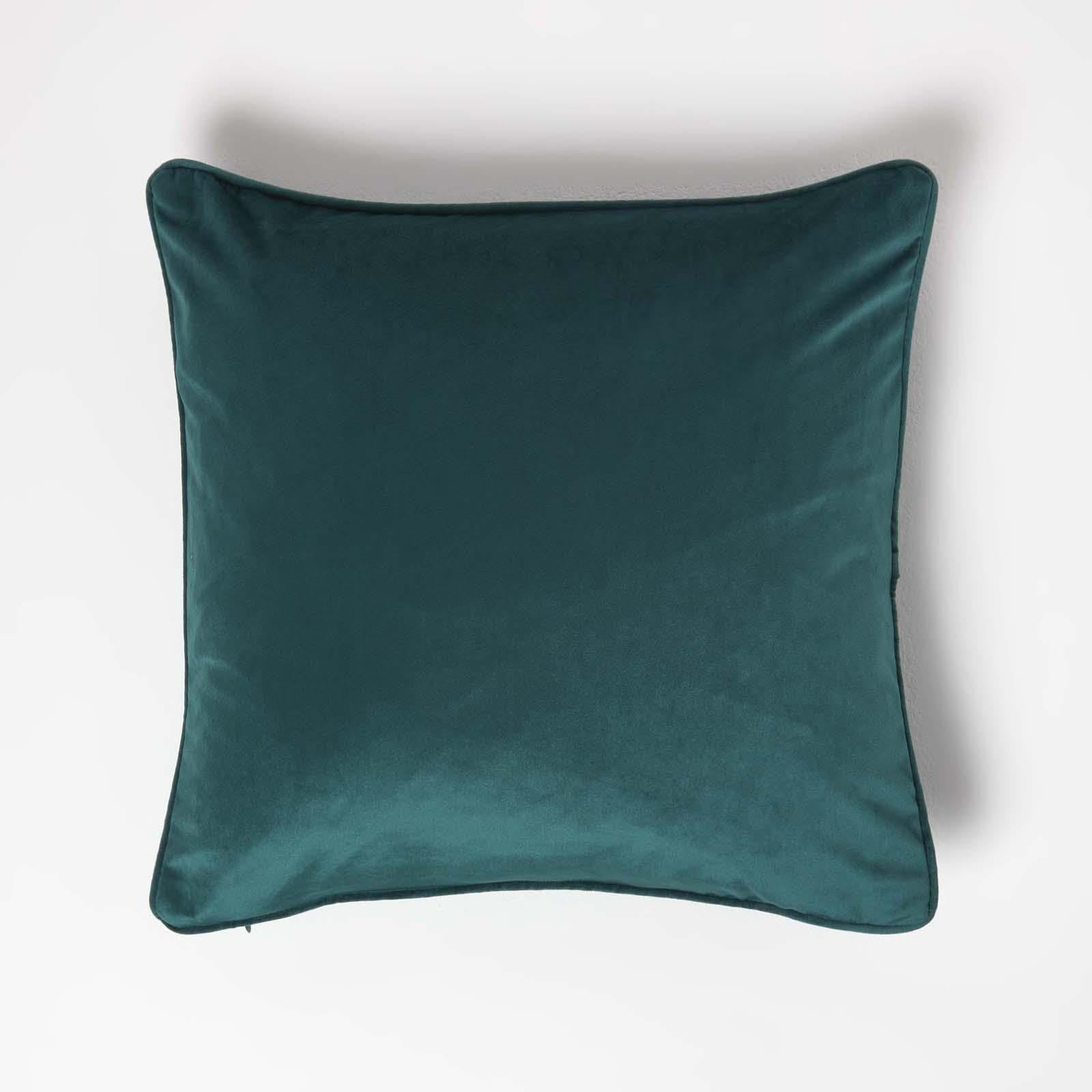 HOMESCAPES Dark Green Velvet Cushion 46 x 46 cm Super Soft Velvet Scatter Cushion with Piped Edge & Super Microfibre Cushion Insert Included Throw Pillow for Sofa or Bed