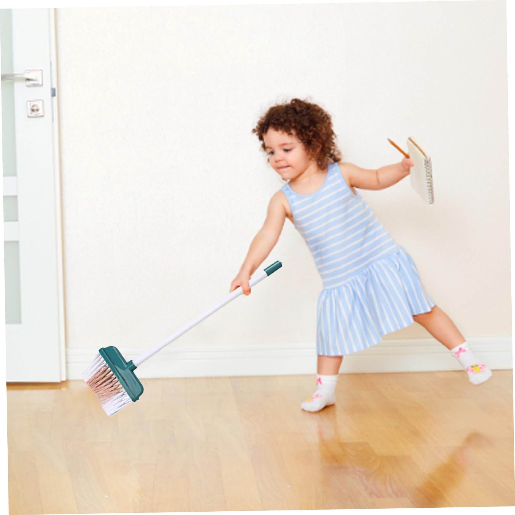 Juego de Limpieza para niños, 5 Piezas/Set fingen Jugar Juguetes de Limpieza para el hogar Cepillo de Barrido y Juguete de plumón para niños pequeños..