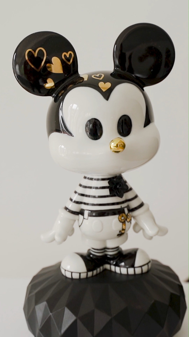 Amazon.com: Lladró Lladro Mickey in Black and White