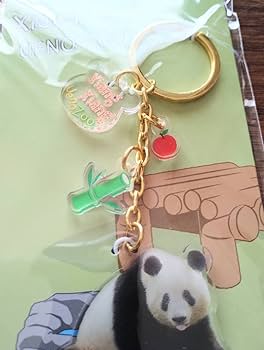 シャンシャン　香香　アクリルキーホルダー　ガチャ　ウエノデパンダ春節祭　激レア シャンシャン 香香 アクリルキーホルダー ガチャ ウエノデパンダ