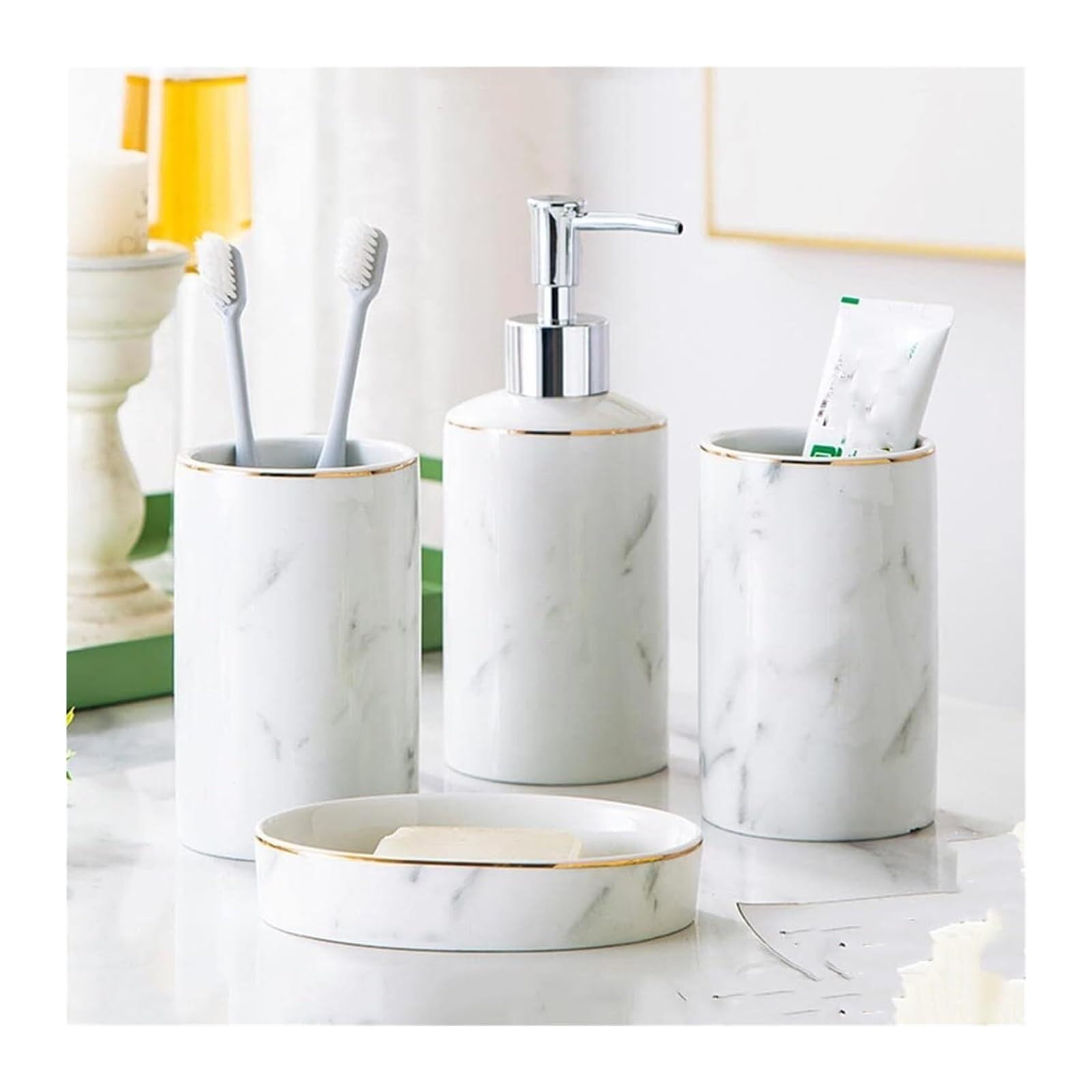 Coffret d'accessoires de salle de bain en céramique : l'idée cadeau décoration idéale