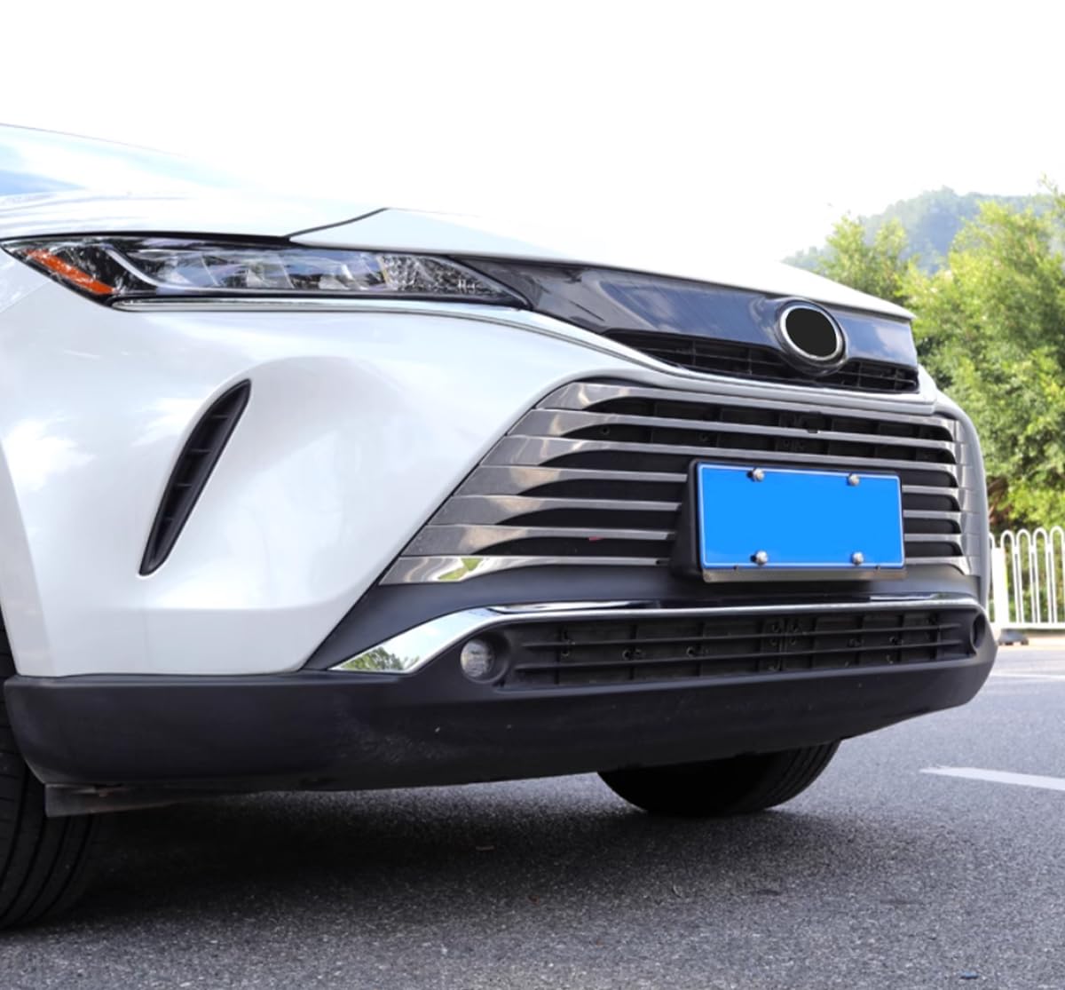 80ハリアー グリルカバー 新型ハリアー 80系 PHEV フロントグリルカバー マークレス 純正